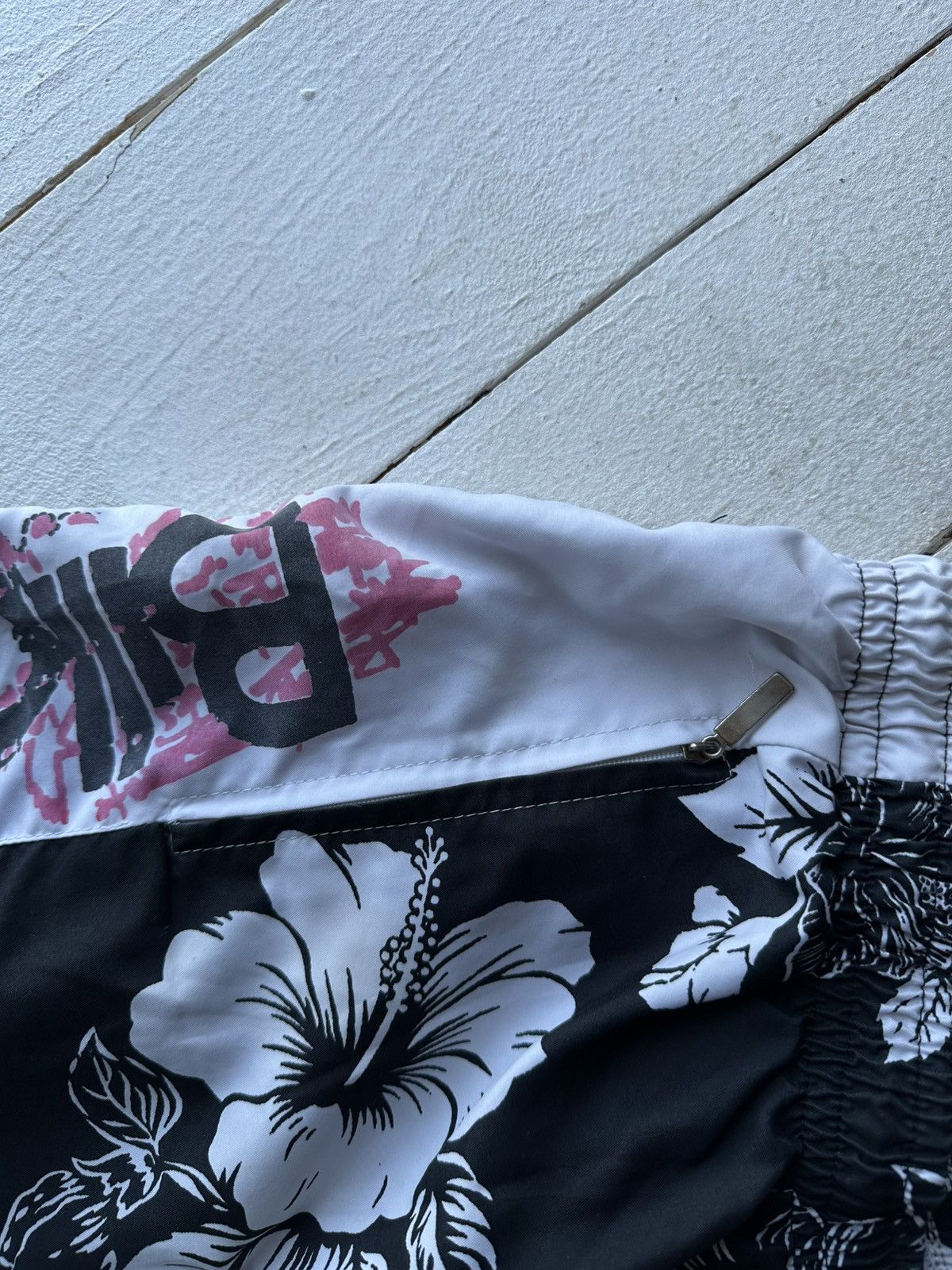 Billabong 🚨RARE BILLABONG BIG LOGO SWIM SHORTS Y2K SURF VINTAGE Size US 28 / EU 44 - 5 Thumbnail