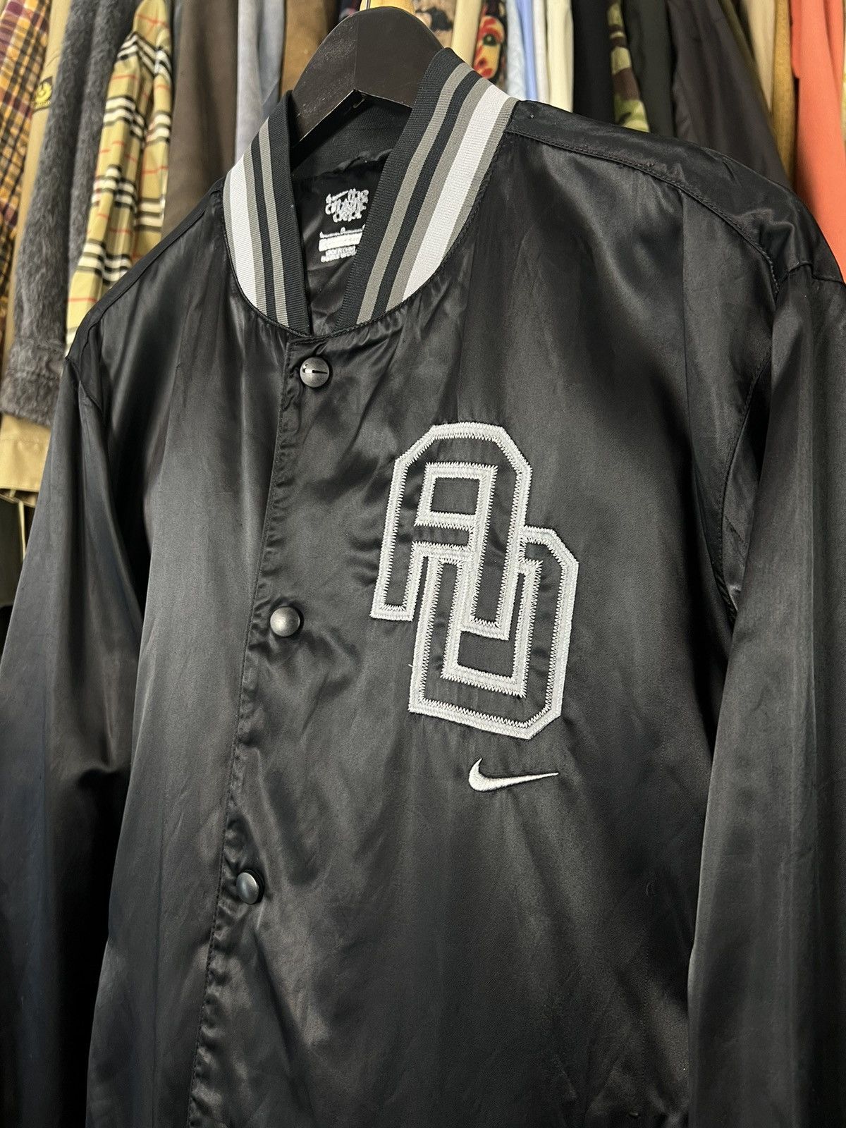 Vintage Vintage Nike Bomber Jacket Size M - L Size US L / EU 52-54 / 3 - 2 Thumbnail