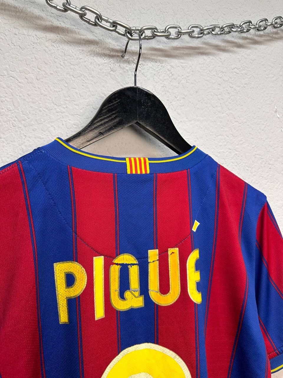 Nike FC Barcelona 2009–10 Home Jersey Piqué #3 Nike Era Champion Size US S / EU 44-46 / 1 - 7 Thumbnail