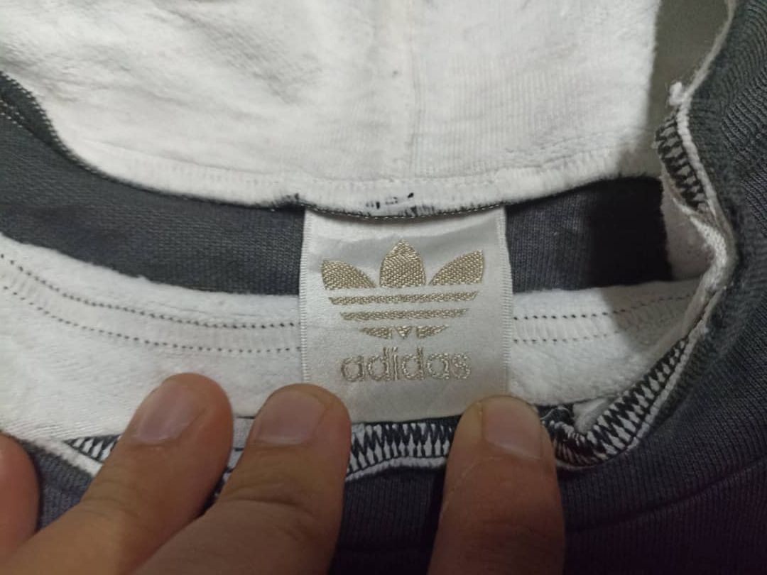 Adidas Vintage Adidas Three Stripes Big Logo Anorak style Size US L / EU 52-54 / 3 - 9 Thumbnail