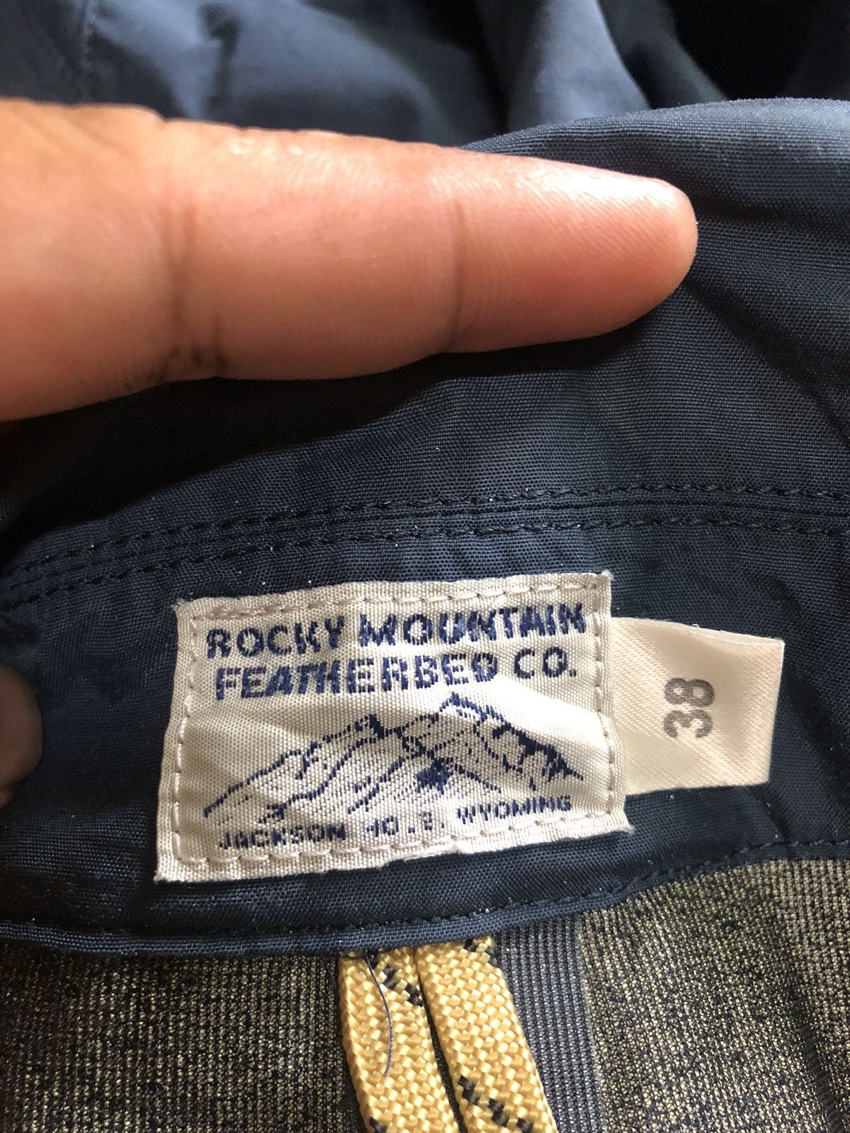 Rocky Mountain Featherbed Rocky Mountain Featherbed Co Storm Shutter Jacket Size US S / EU 44-46 / 1 - 3 Thumbnail