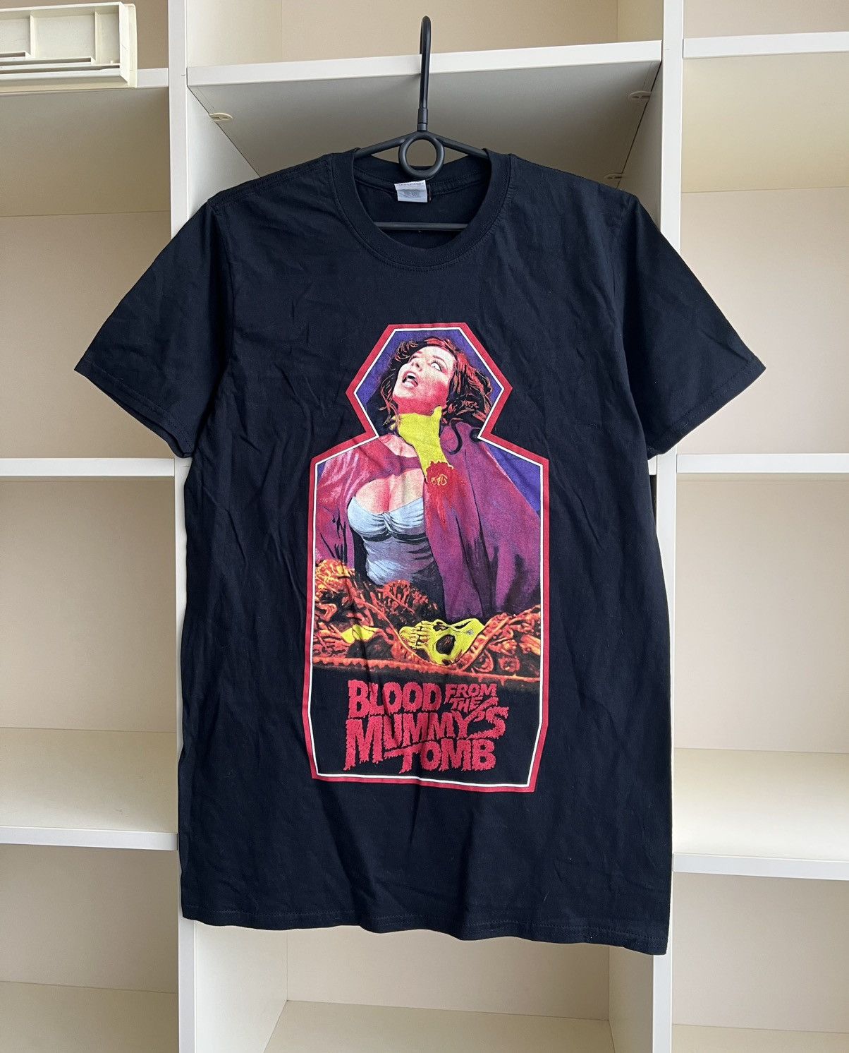 Expert Horror Blood from the Mummy’s Tomb Hammer Horror Movie T-Shirt Tee Size US M / EU 48-50 / 2 - 1 Thumbnail