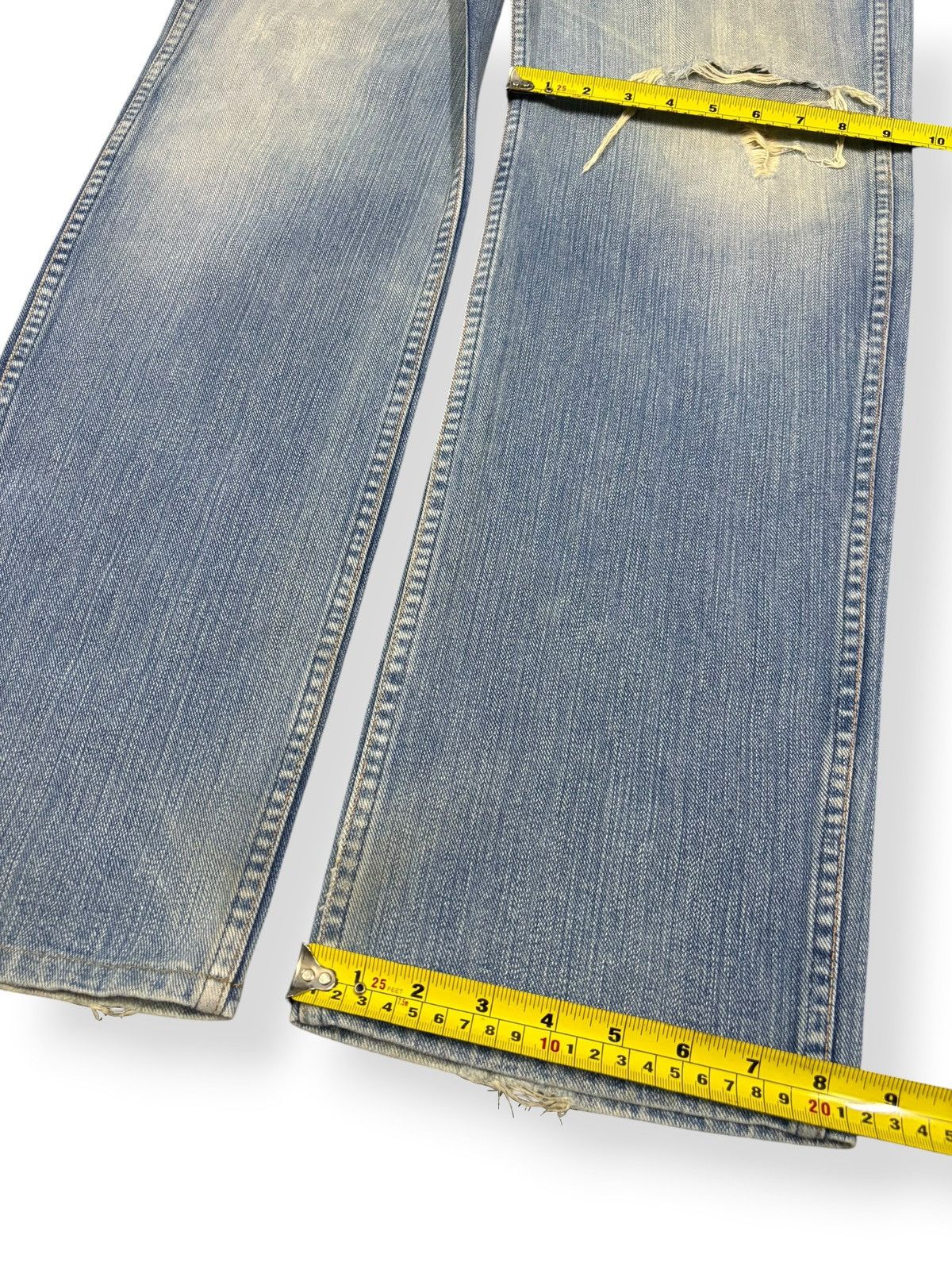 Wrangler Vintage Y2K Wrangler Blue Wash Faded Distressed Jeans Size US 34 / EU 50 - 14 Thumbnail