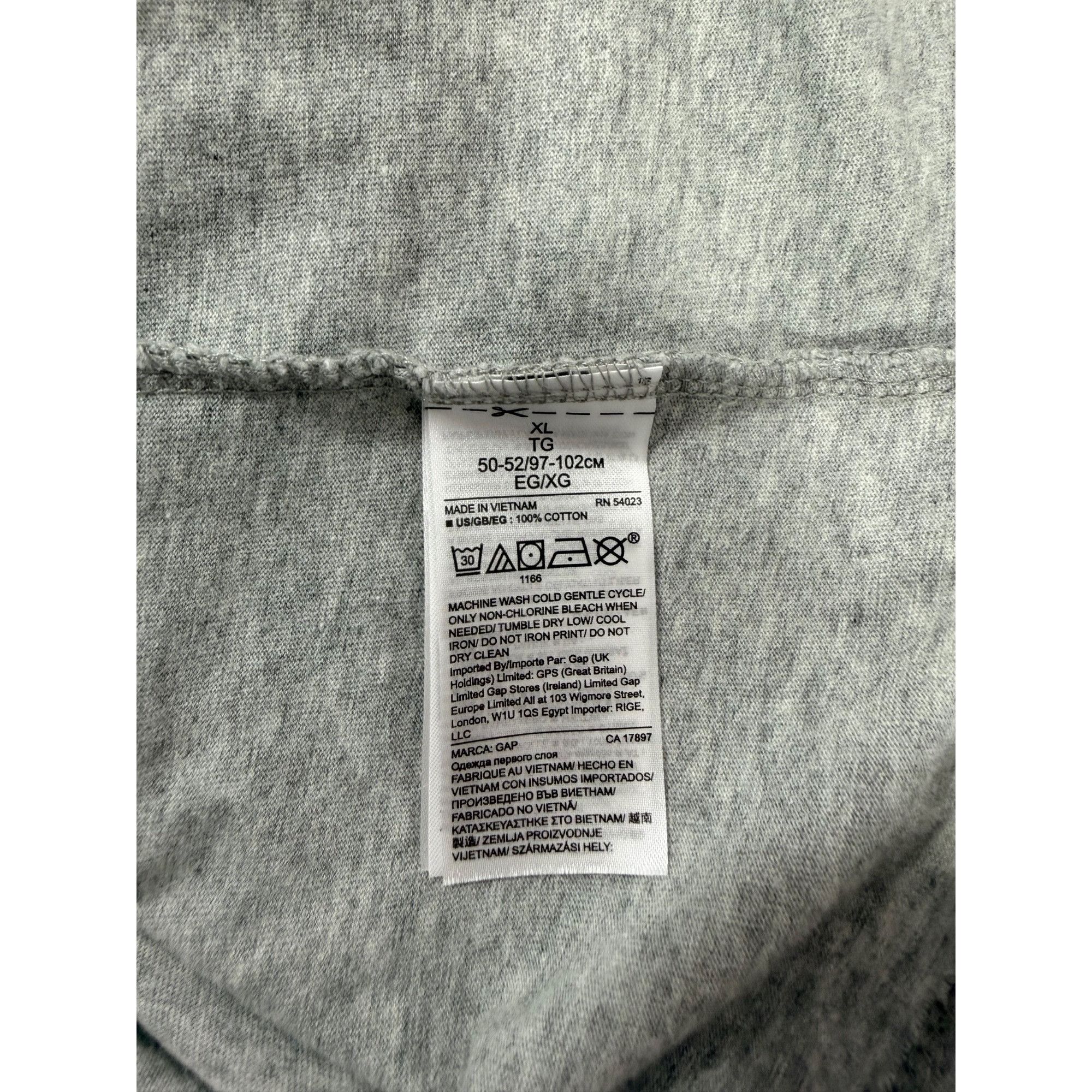 Gap Gap Ombré Logo Gray T-Shirt Unisex XL Rainbow Pride Graphic Size XL / US 12-14 / IT 48-50 - 9 Thumbnail