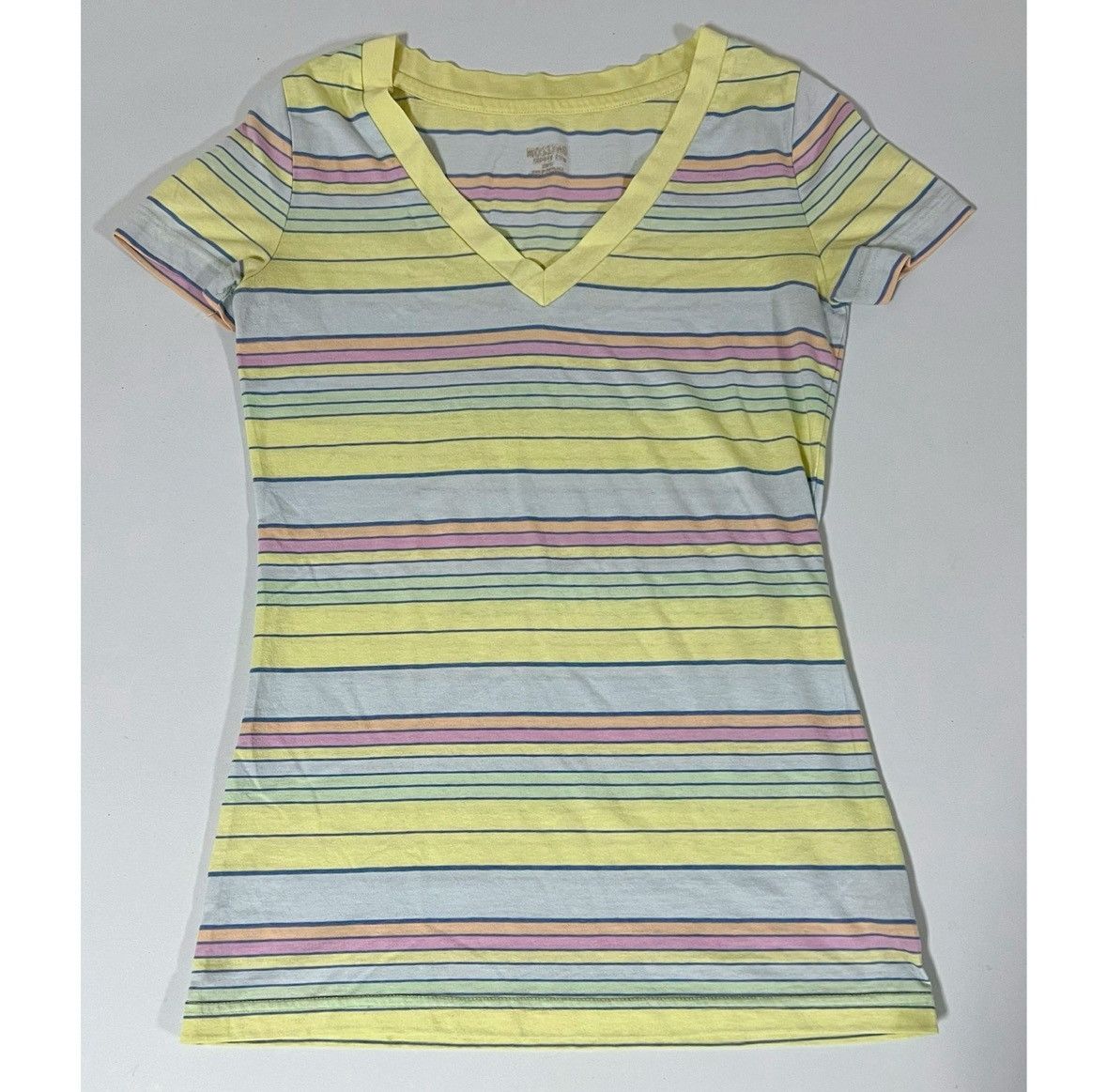 Mossimo Mossimo Yellow Pastel Striped V-Neck Shirt Top Tee Size XS🌸✨ Size XS / US 0-2 / IT 36-38 - 3 Thumbnail