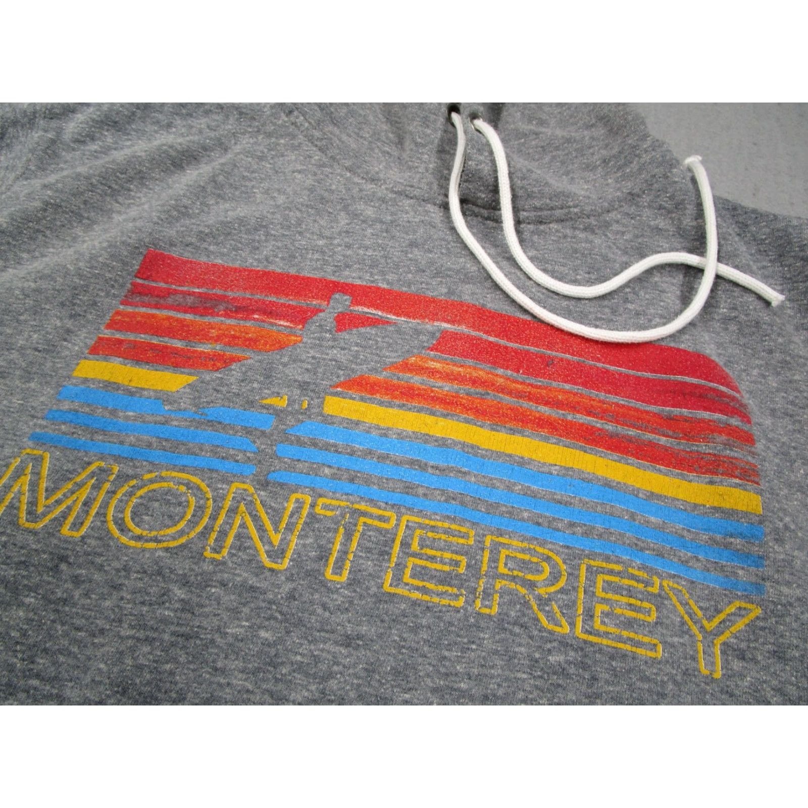Delta Delta Fleece Hoodie Mens M Gray Monterey Beach Surf Graphic Pullover Hooded Pockets 80s 90s Beach Size US M / EU 48-50 / 2 - 4 Thumbnail