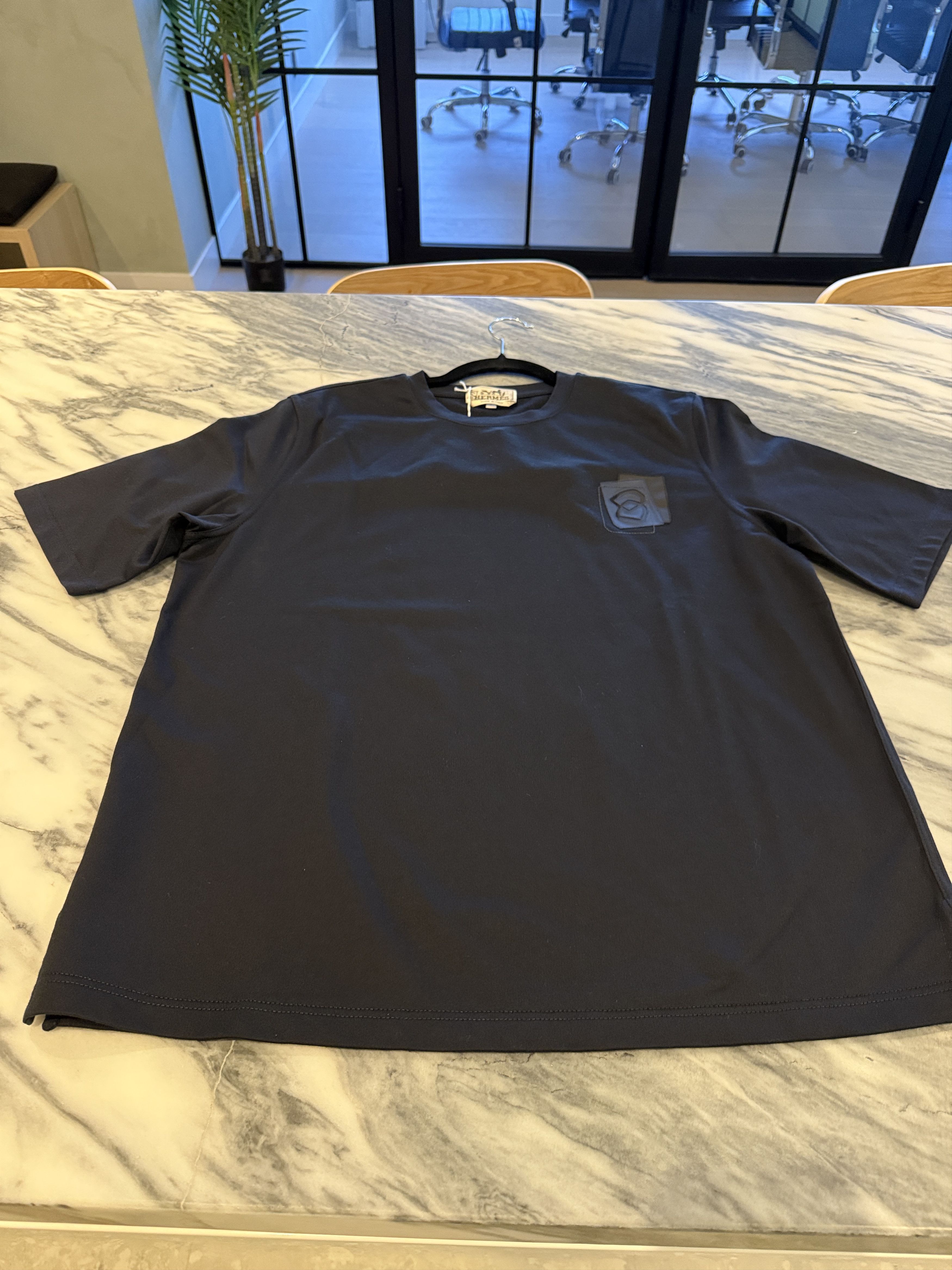 Hermes Hermes Tshirt Mini Patch cuir Size US S / EU 44-46 / 1 - 2 Thumbnail