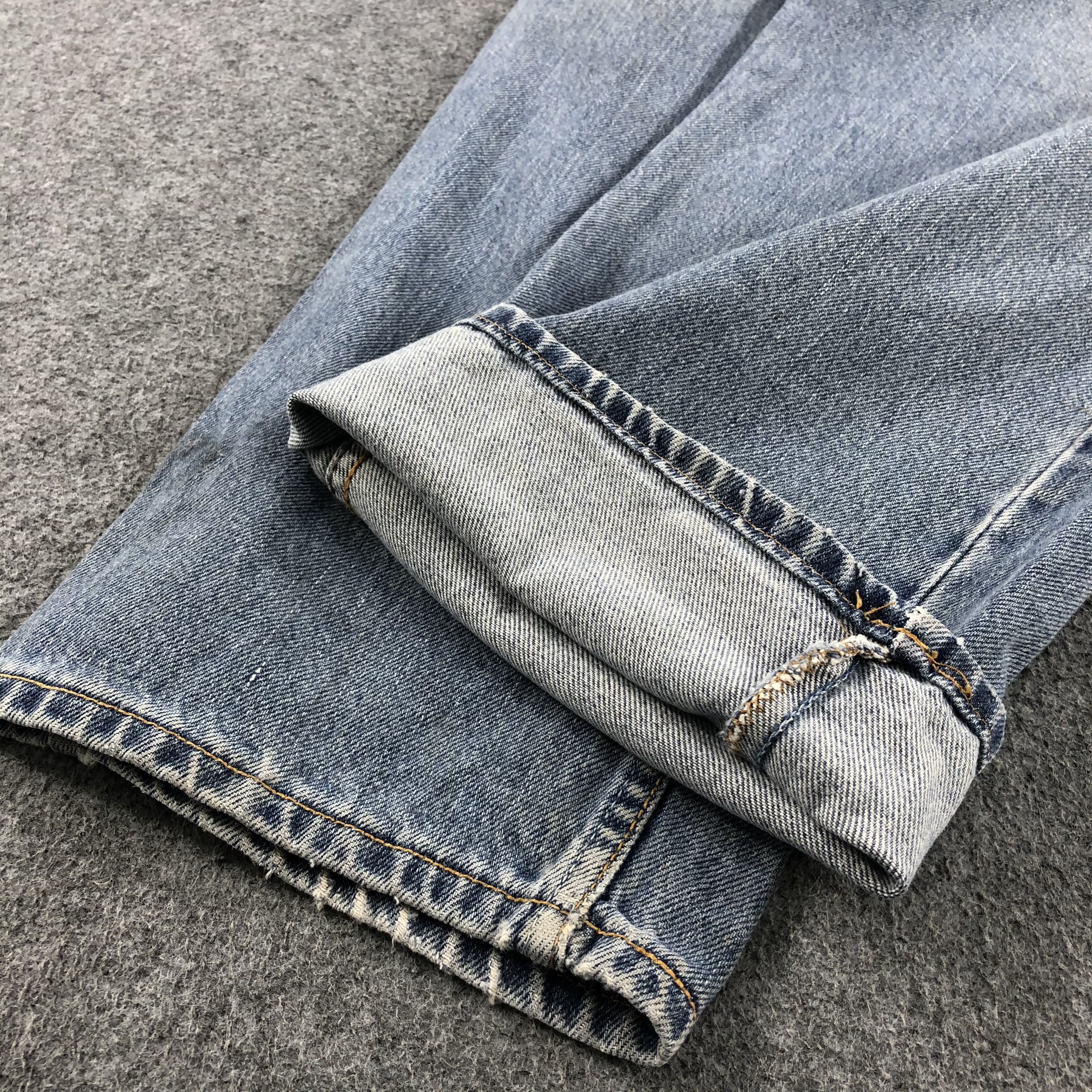 Levi's × Vintage Vintage Blue Wash Levis 550 Jeans-JM1480 Size US 37 - 7 Thumbnail