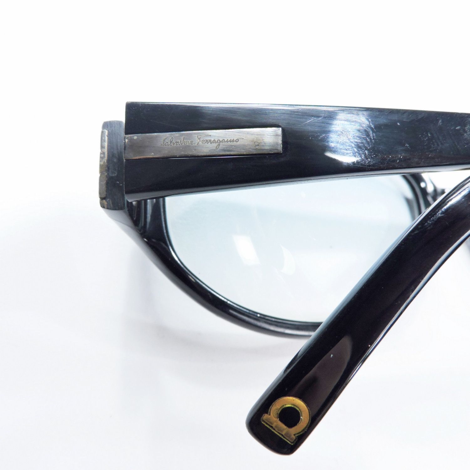 Salvatore Ferragamo SALVATORE FERRAGAMO SUNGLASSES [2132 101] Size ONE SIZE - 8 Thumbnail
