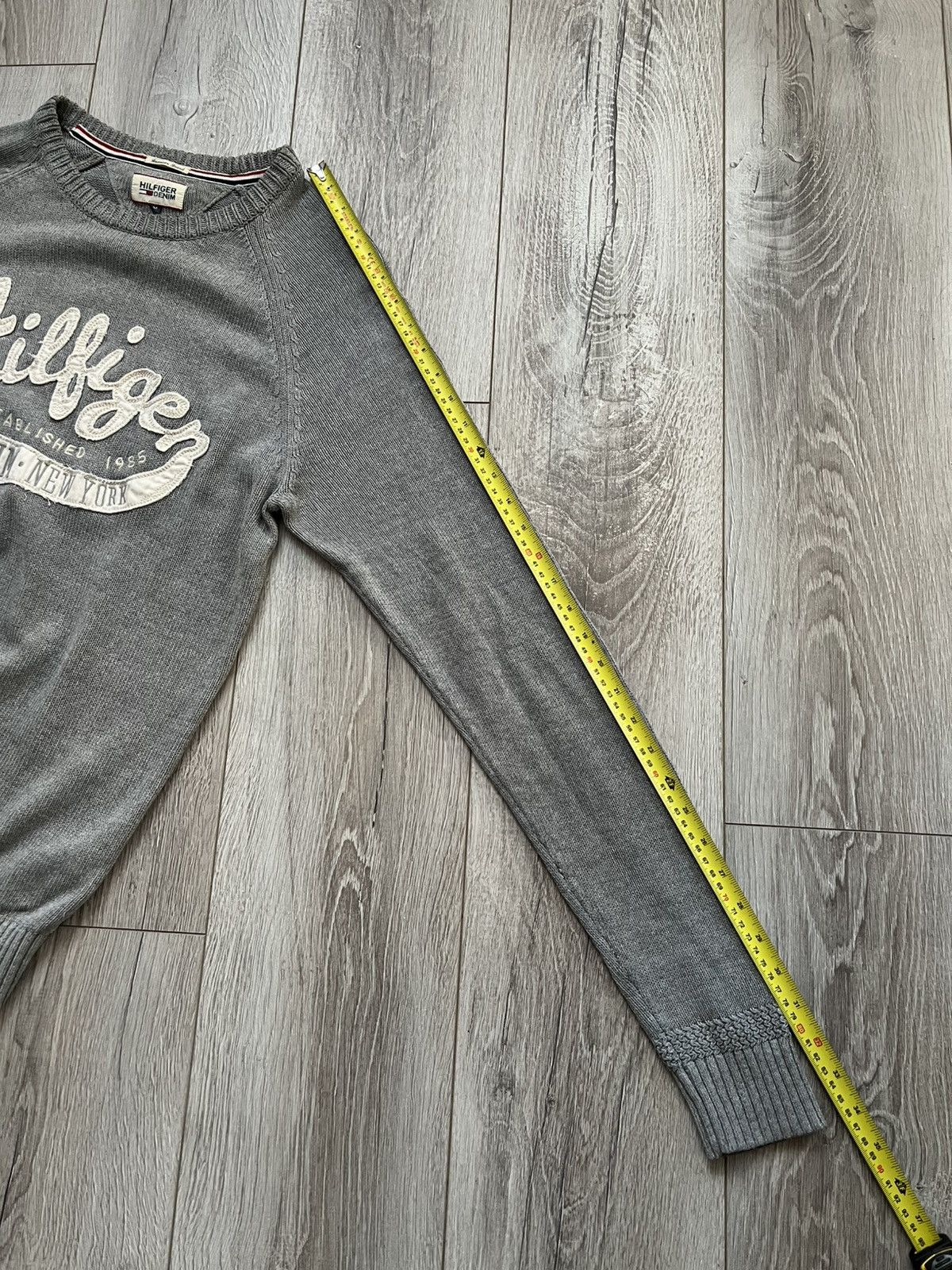 Tommy Hilfiger Vintage Tommy Hilfiger Knit Sweater Embroidered Logo Y2K Size US M / EU 48-50 / 2 - 16 Thumbnail