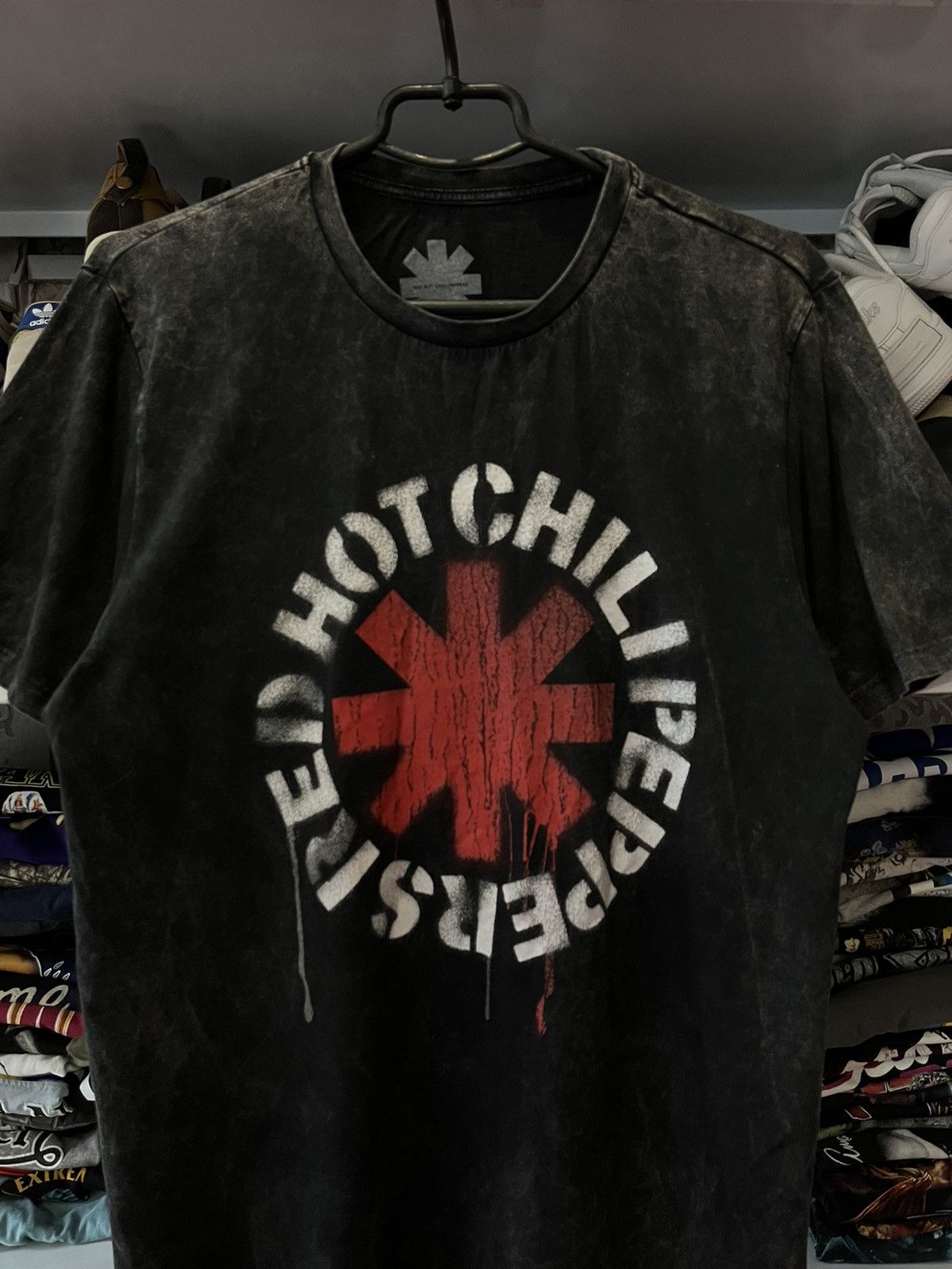 Band Tees Vintage Red Hot Chili Peppers T Shirt Y2K Size US M / EU 48-50 / 2 - 3 Thumbnail