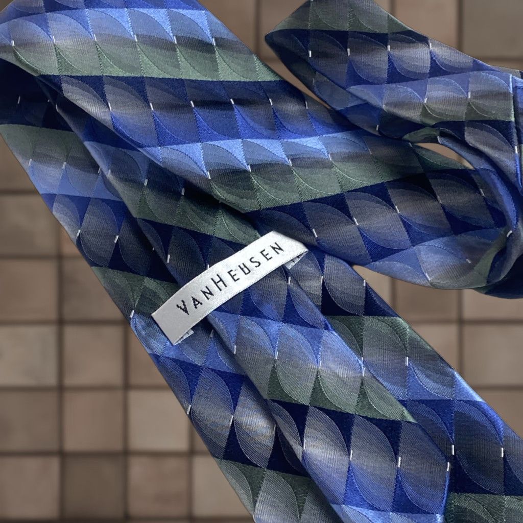 Van Heusen VINTAGE no, wait — (error). Size ONE SIZE - 1 Thumbnail