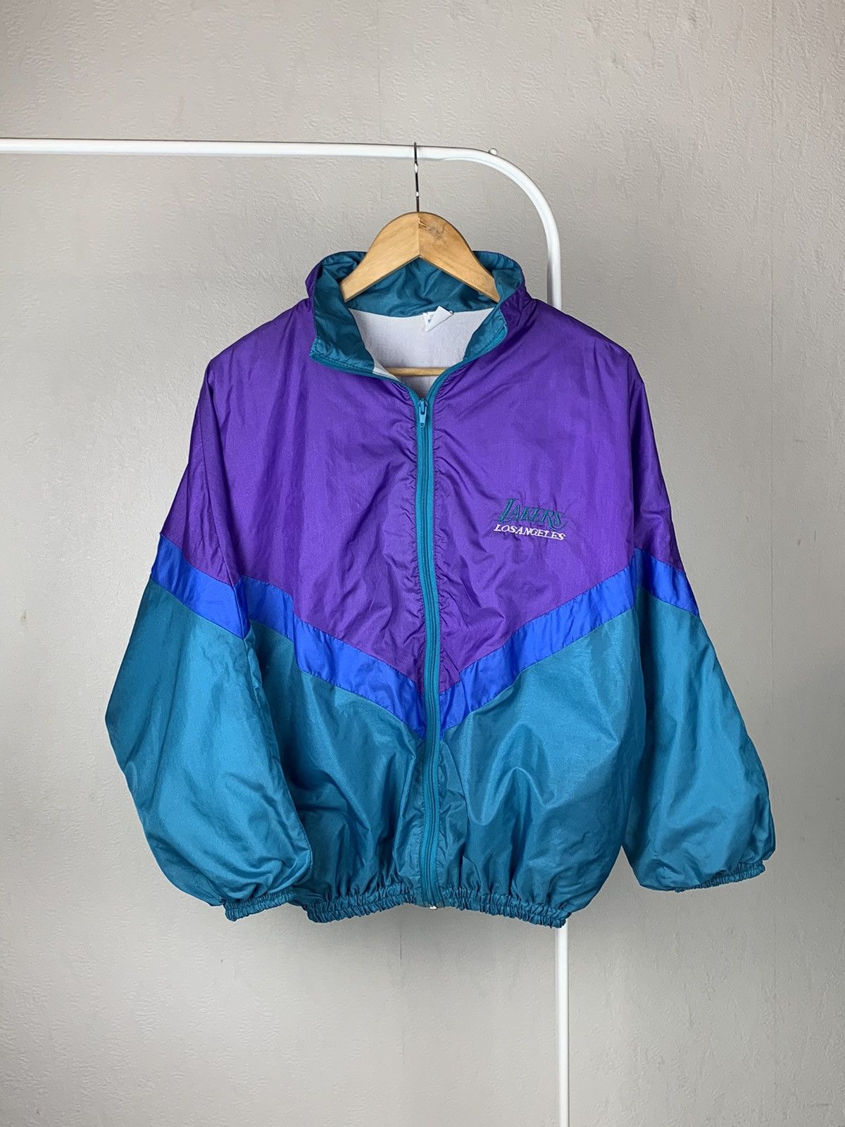 NBA L.A Lakers Vintage Jacket Bomber Light Jacket Big Logo Size US S / EU 44-46 / 1 - 1 Thumbnail