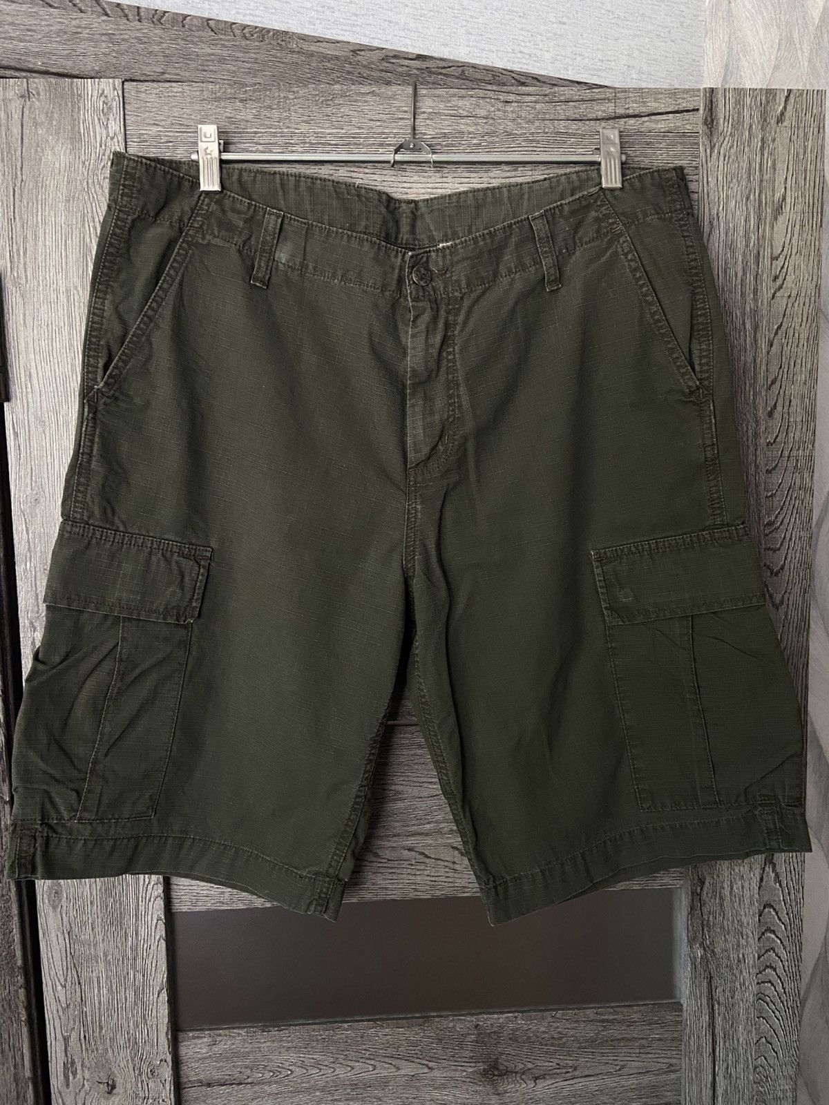 Carhartt Wip Carhartt wip regular cargo short shorts Size US 36 / EU 52 - 5 Thumbnail