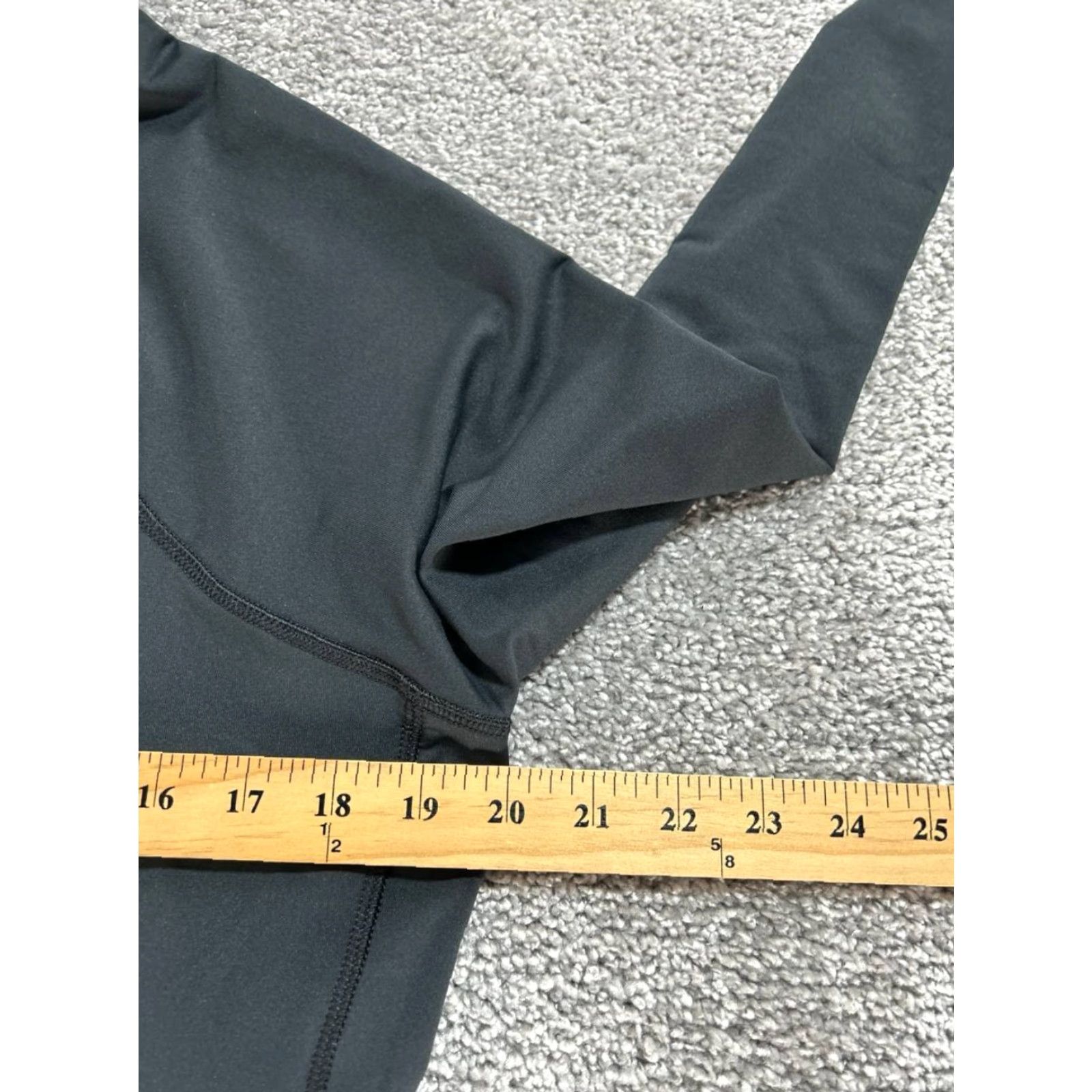 Peter Millar Peter Millar Sweater Mens L Black Golf Quarter Zip Logo Size US L / EU 52-54 / 3 - 6 Thumbnail