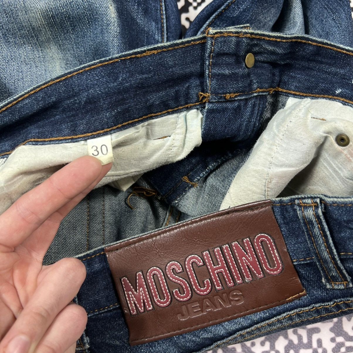 Moschino Vintage Y2K Moschino Luxury Retro Casual Style Denim Jeans Size US 30 / EU 46 - 11 Thumbnail