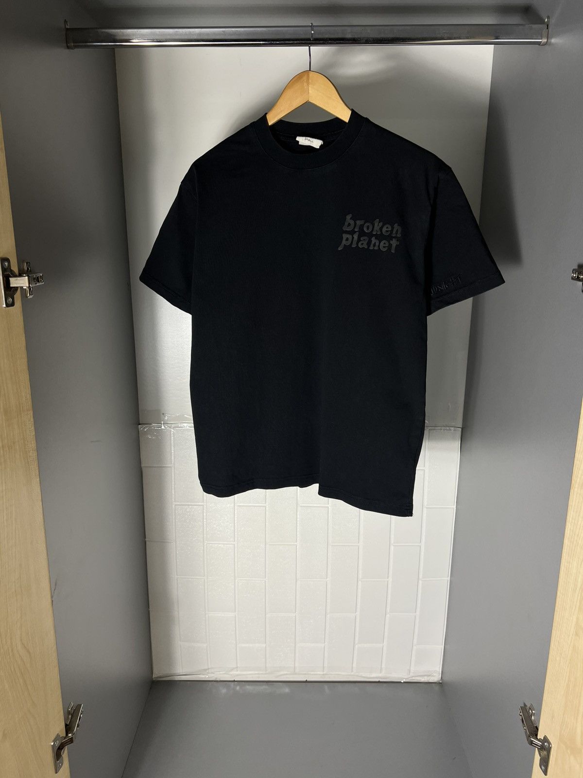 Broken Planet VINTAGE BROKEN PLANET CLASSIC DESIGNER T-SHIRT CASUAL Y2K Size US S / EU 44-46 / 1 - 2 Thumbnail