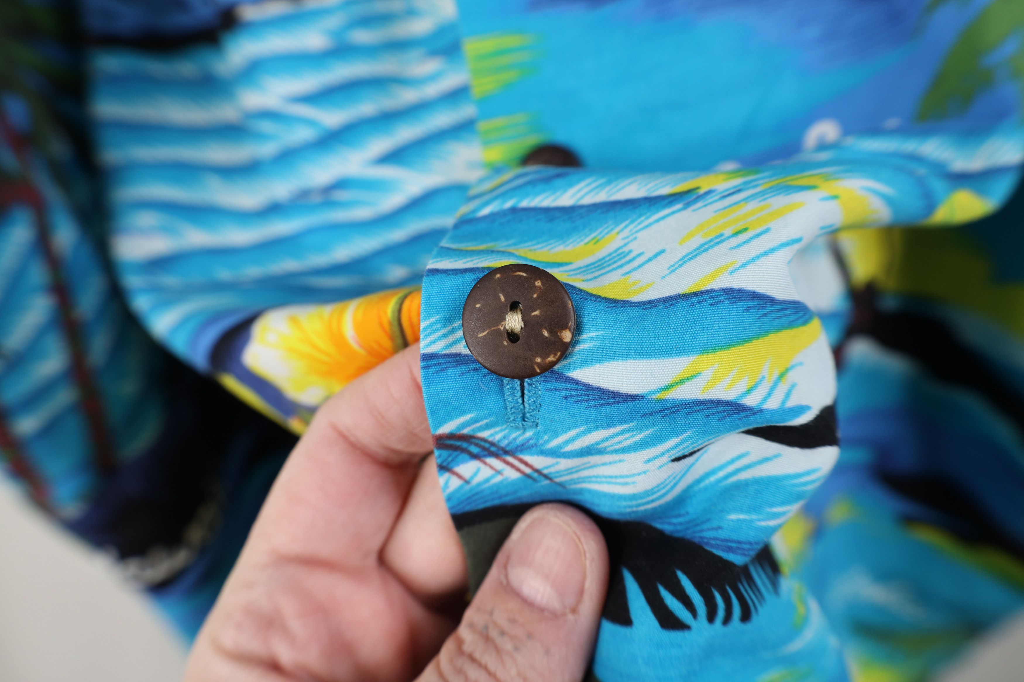 Vintage Vintage 90s Streetwear Luau Beach Hawaiian Button Shirt USA Size US XXL / EU 58 / 5 - 11 Thumbnail