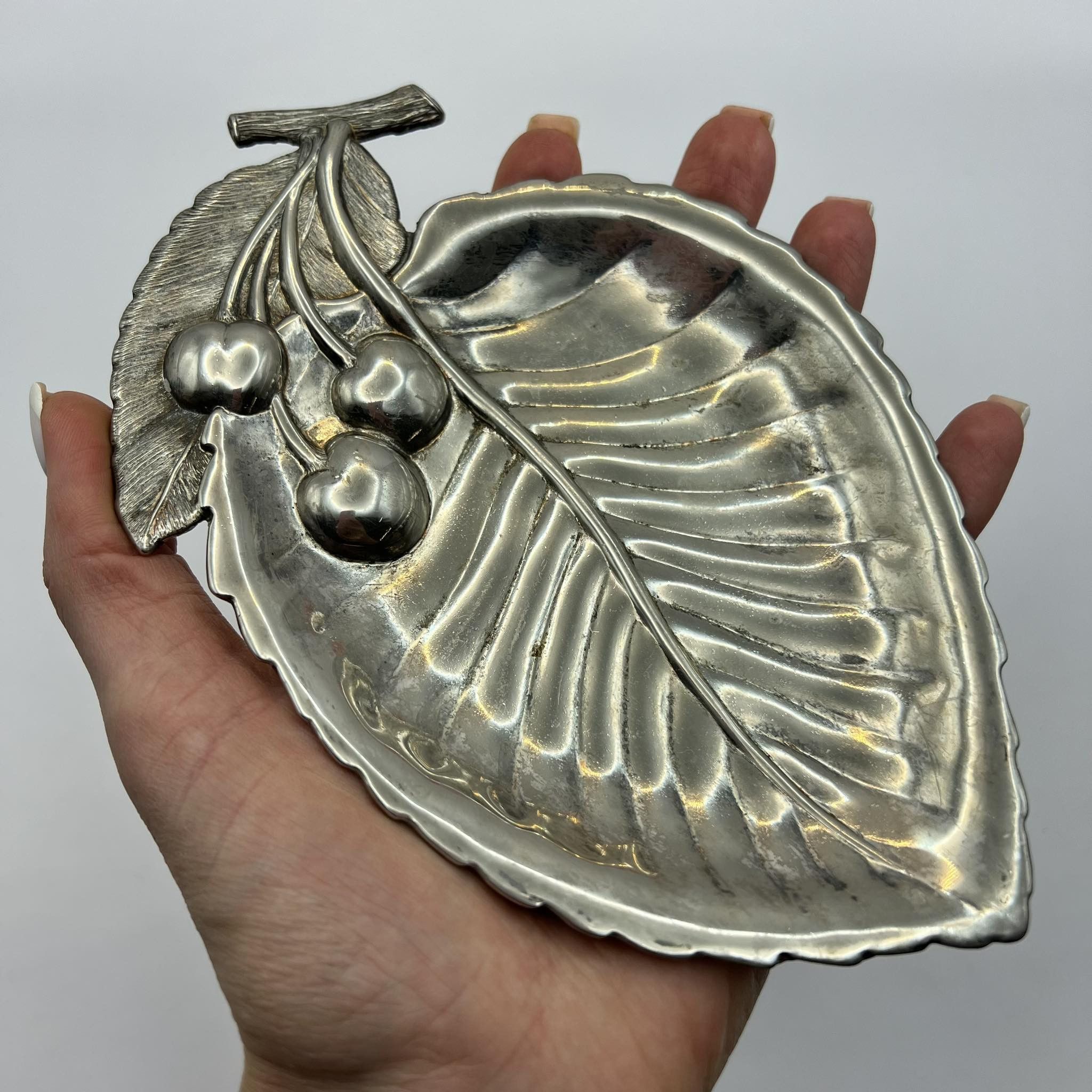 Vintage Vintage Art Deco Silver Plated Small Plate Ashtray Europe Size ONE SIZE - 6 Thumbnail