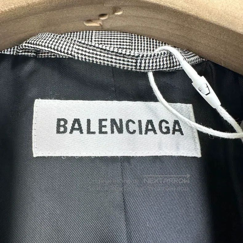 Balenciaga Balenciaga jacket Size M / US 6-8 / IT 42-44 - 4 Thumbnail