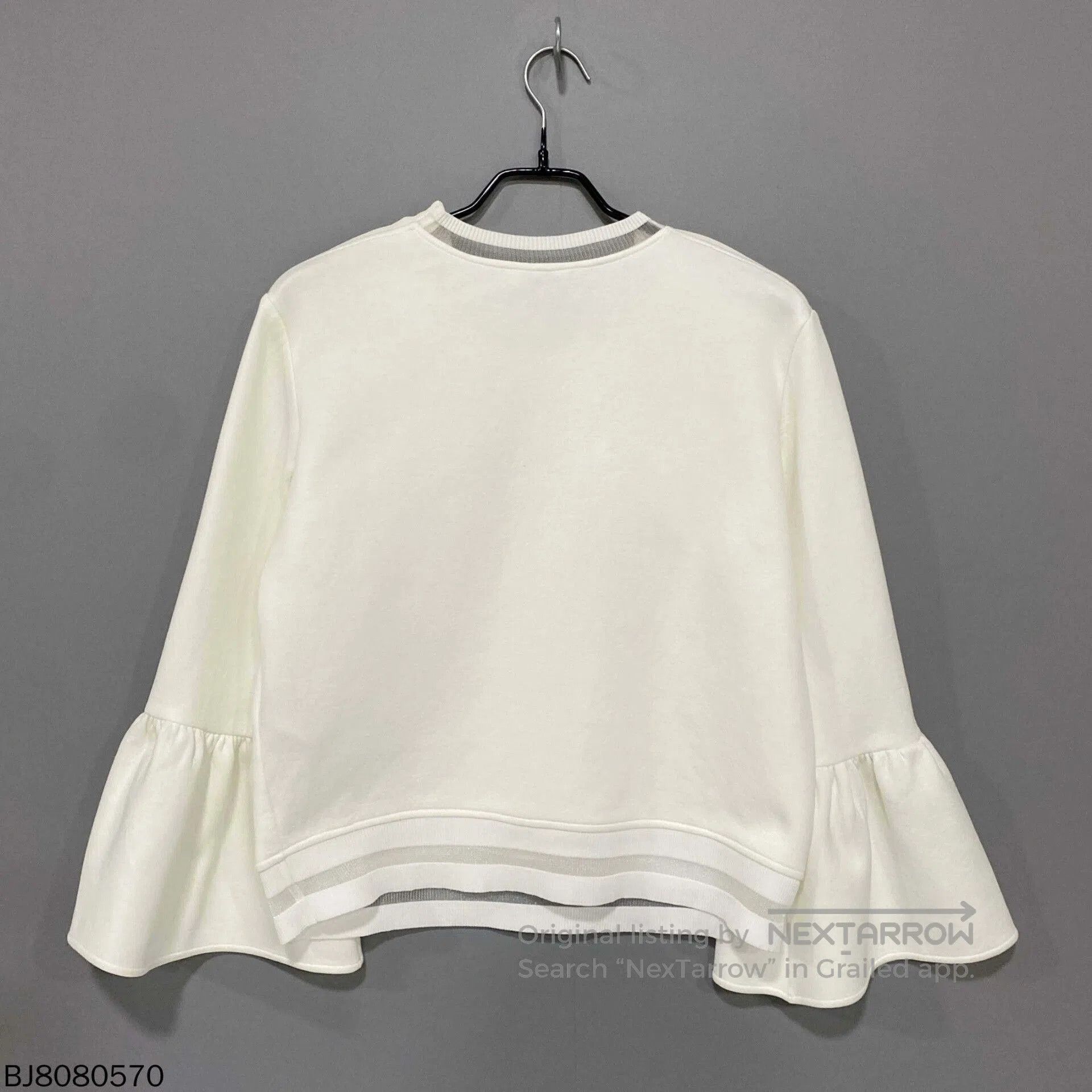 Fendi white flower detail bell sleeve sweatshirt. Size US M / EU 48-50 / 2 - 3 Thumbnail
