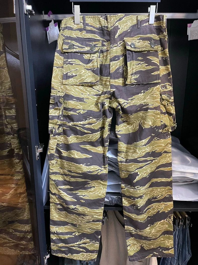 The Real McCoy's The Real McCoys SizeL Limited Edition Hand Dyed Gold Tiger Size US 28 / EU 44 - 2 Thumbnail