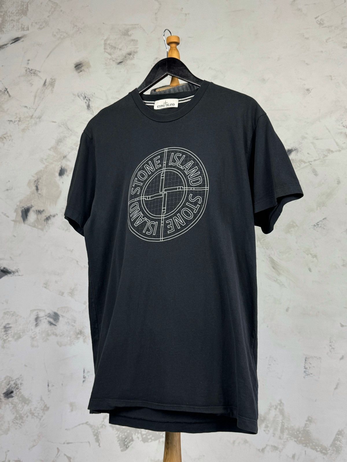 Stone Island Stone Island Graphic T-Shirt Size XL - XXL Size US XXL / EU 58 / 5 - 1 Thumbnail