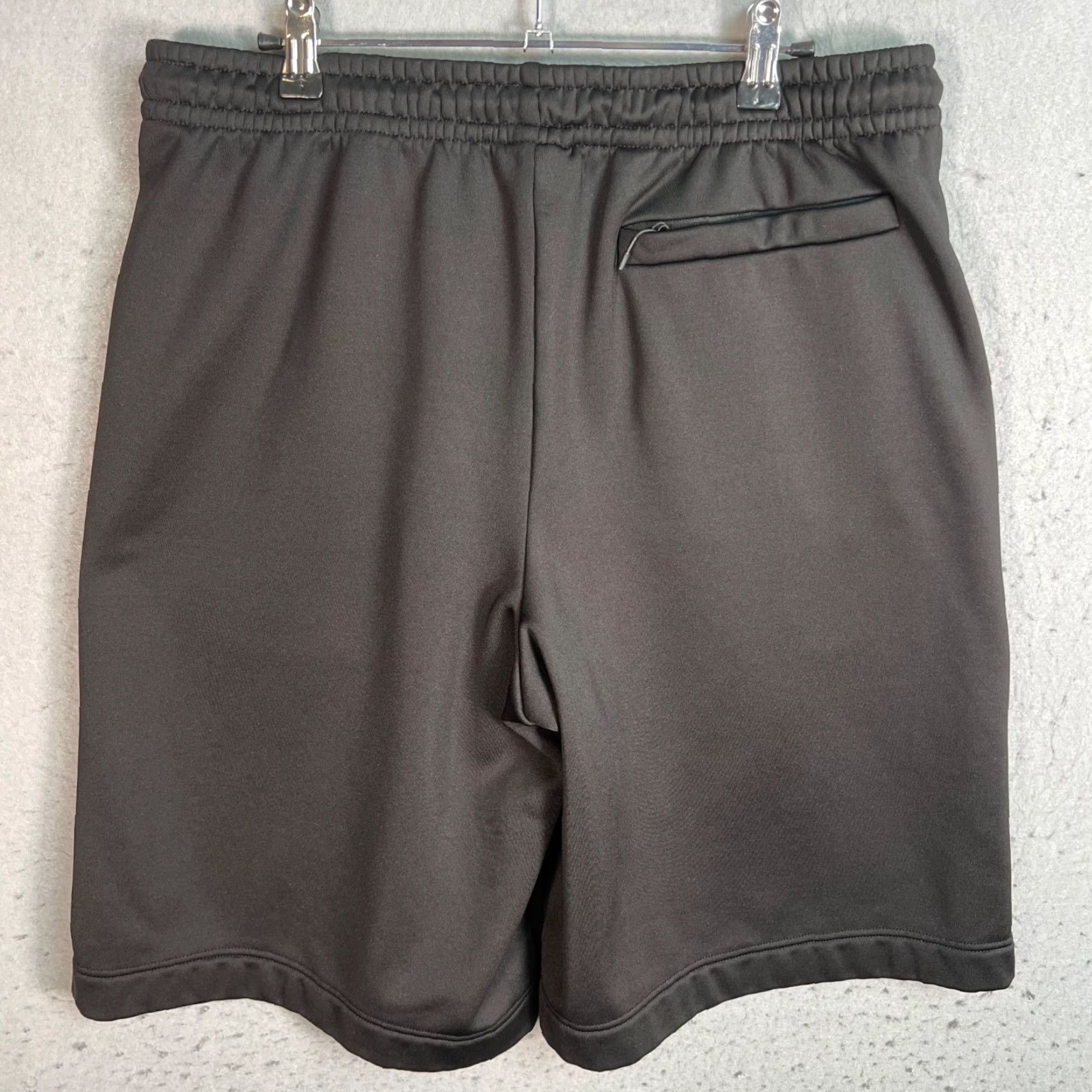 Rains Rains Mens Large Black Sweatshorts Drawstring Elastic Waist Polyester Spandex Athletic Slim Front Flat Inseam 12 in 33 in Size ONE SIZE - 2 Thumbnail