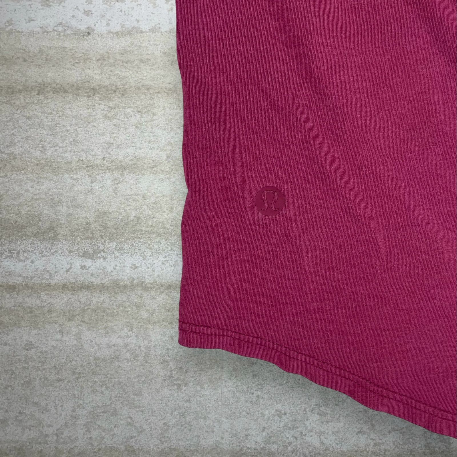 Lululemon Vintage Y2K Lululemon Racerback Tank Top Size 8 Red Logo Size M / US 6-8 / IT 42-44 - 3 Thumbnail