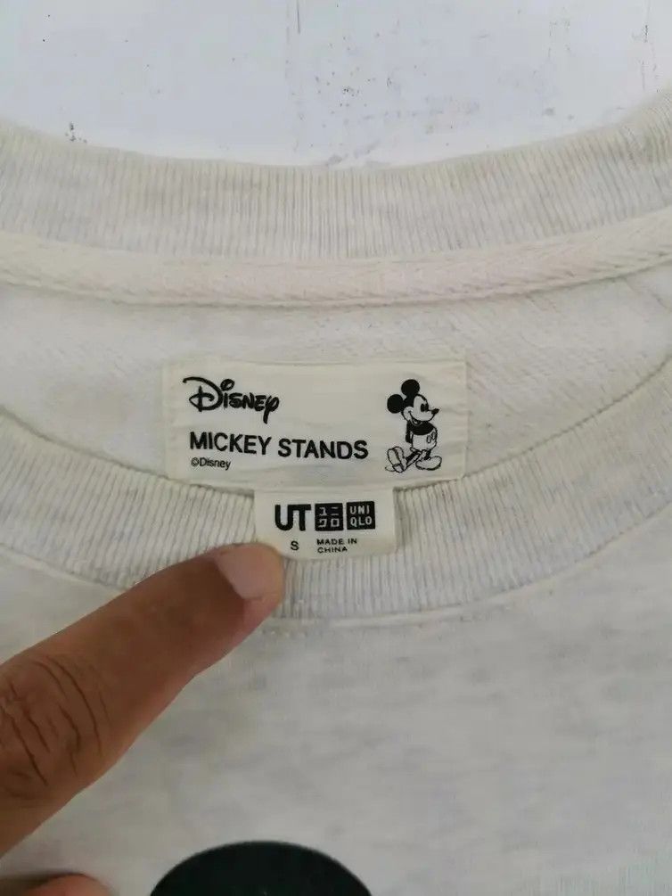 Disney × Mickey Mouse × Uniqlo Uniqlo Disney Mickey Stands Big Logo Sweatshirt Size US S / EU 44-46 / 1 - 3 Thumbnail