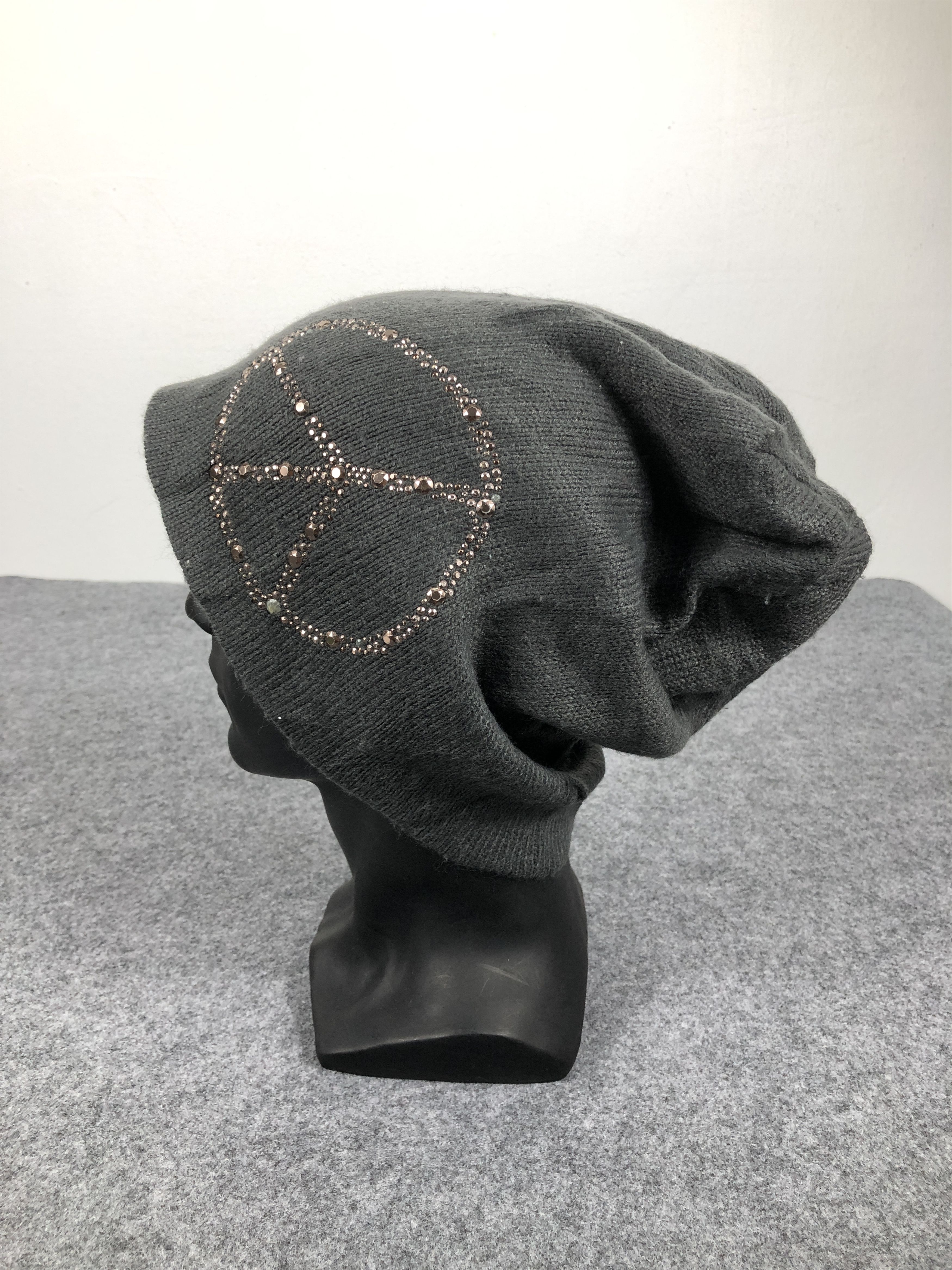 Vintage Vintage Japanese Brand Peace Beanie / Snow Hat / Snow Cap Size ONE SIZE - 2 Thumbnail
