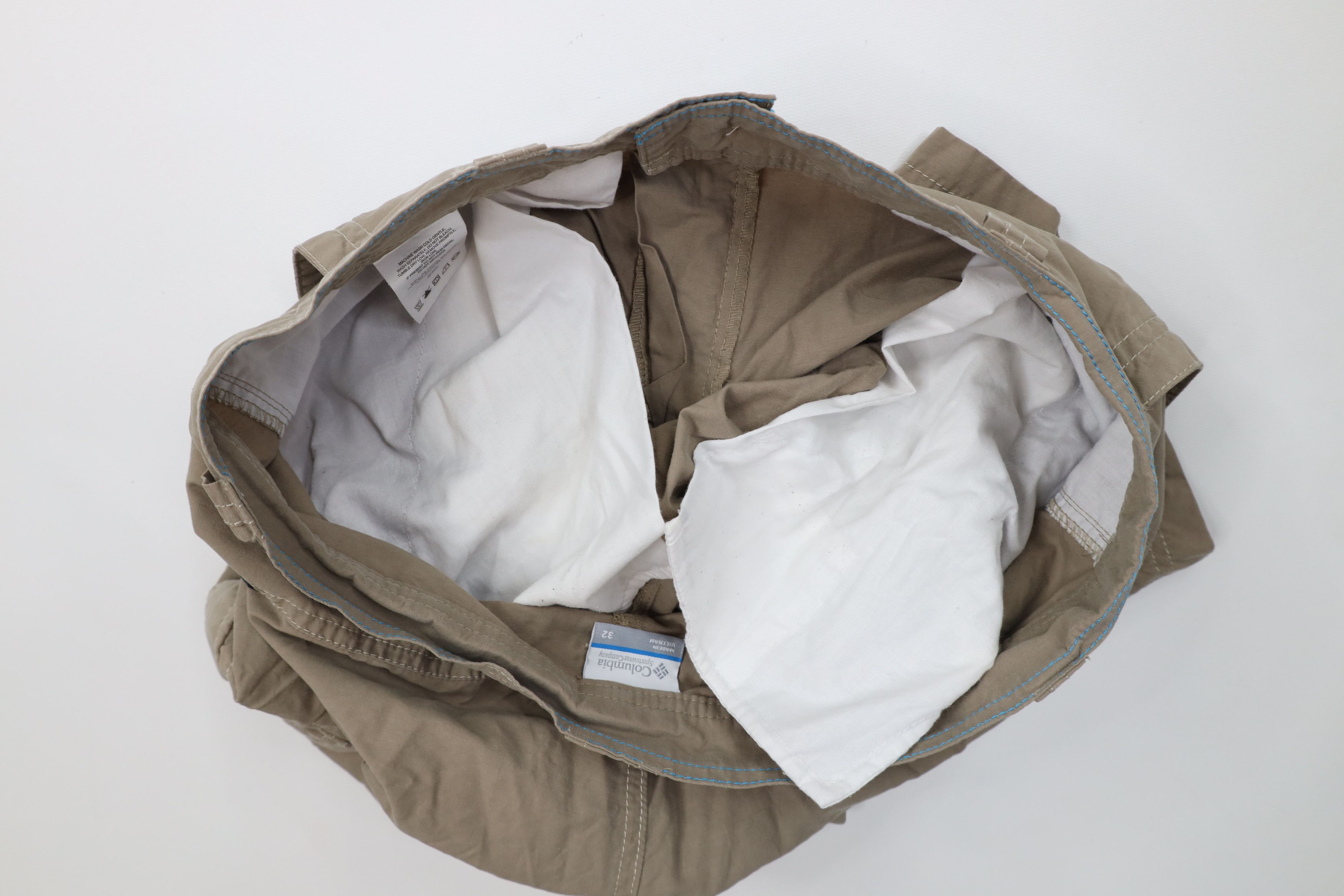 Columbia Vintage Y2K Columbia Trekking Hiking Cargo Shorts Beige Size US 32 / EU 48 - 8 Thumbnail