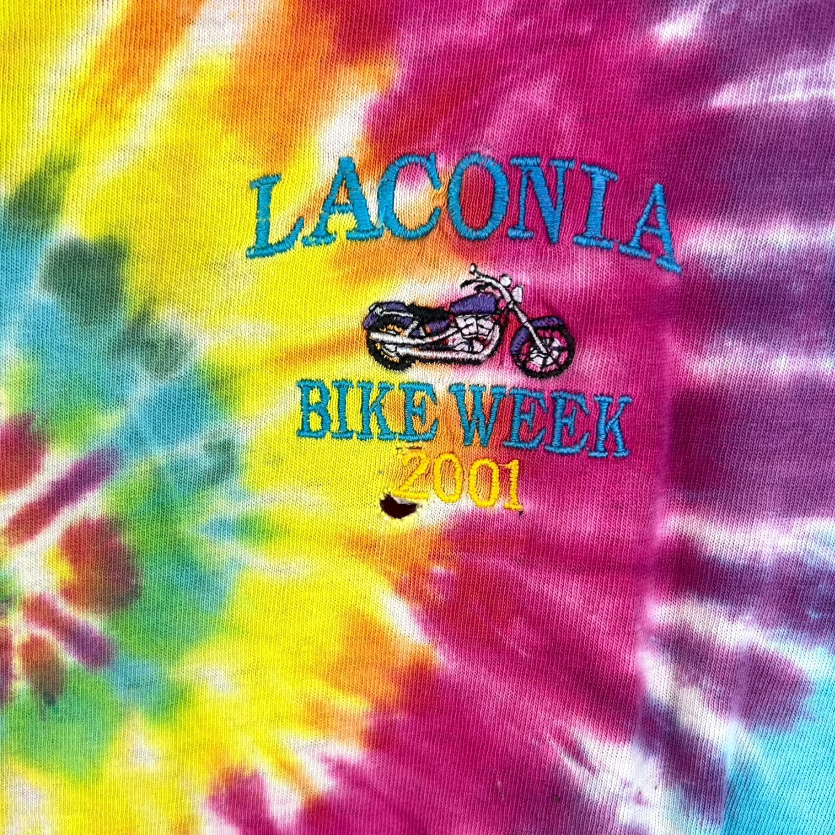 Delta VINTAGE Delta Pro Weight Laconia Bike Week 2001 Tie Dye Adult Size M Distressed T-Shirt Men Size US M / EU 48-50 / 2 - 2 Thumbnail
