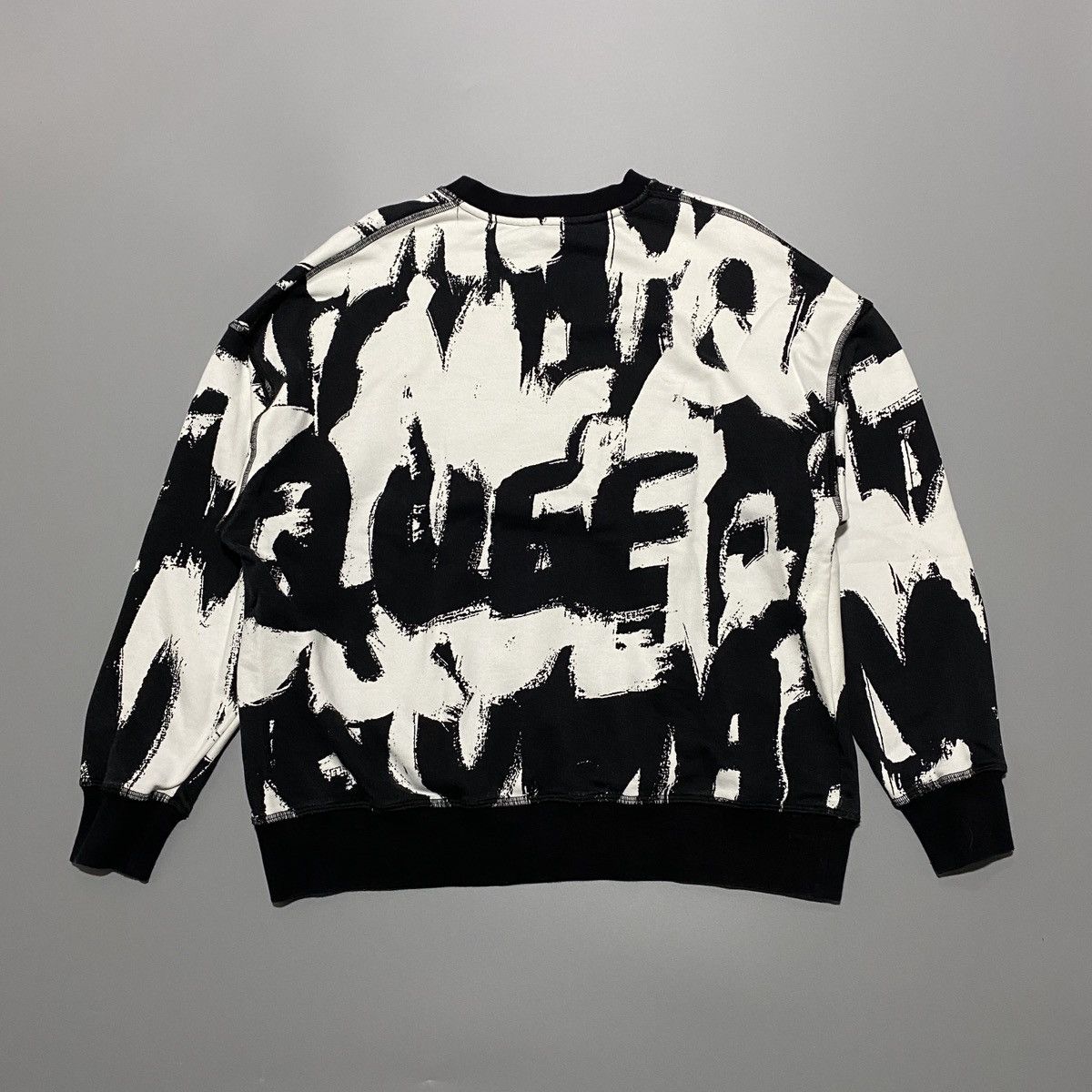 Alexander McQueen Graffiti Logo Print Sweatshirt Size US XXS / EU 40 - 5 Thumbnail