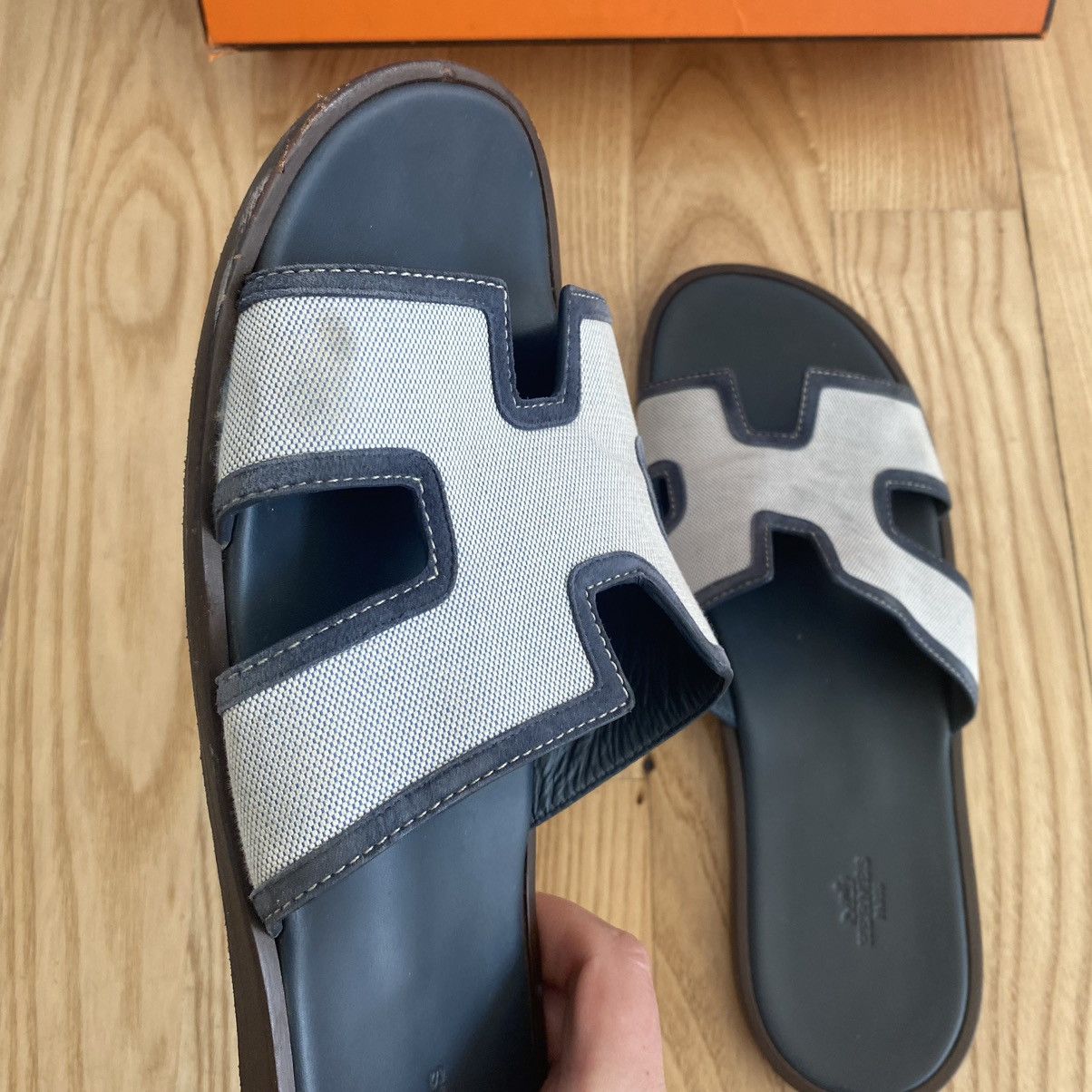 Hermes Hermes Izmir Mens Sandals Shoes Grey Canvas Blue Suede Size US 13 / EU 46 - 4 Thumbnail