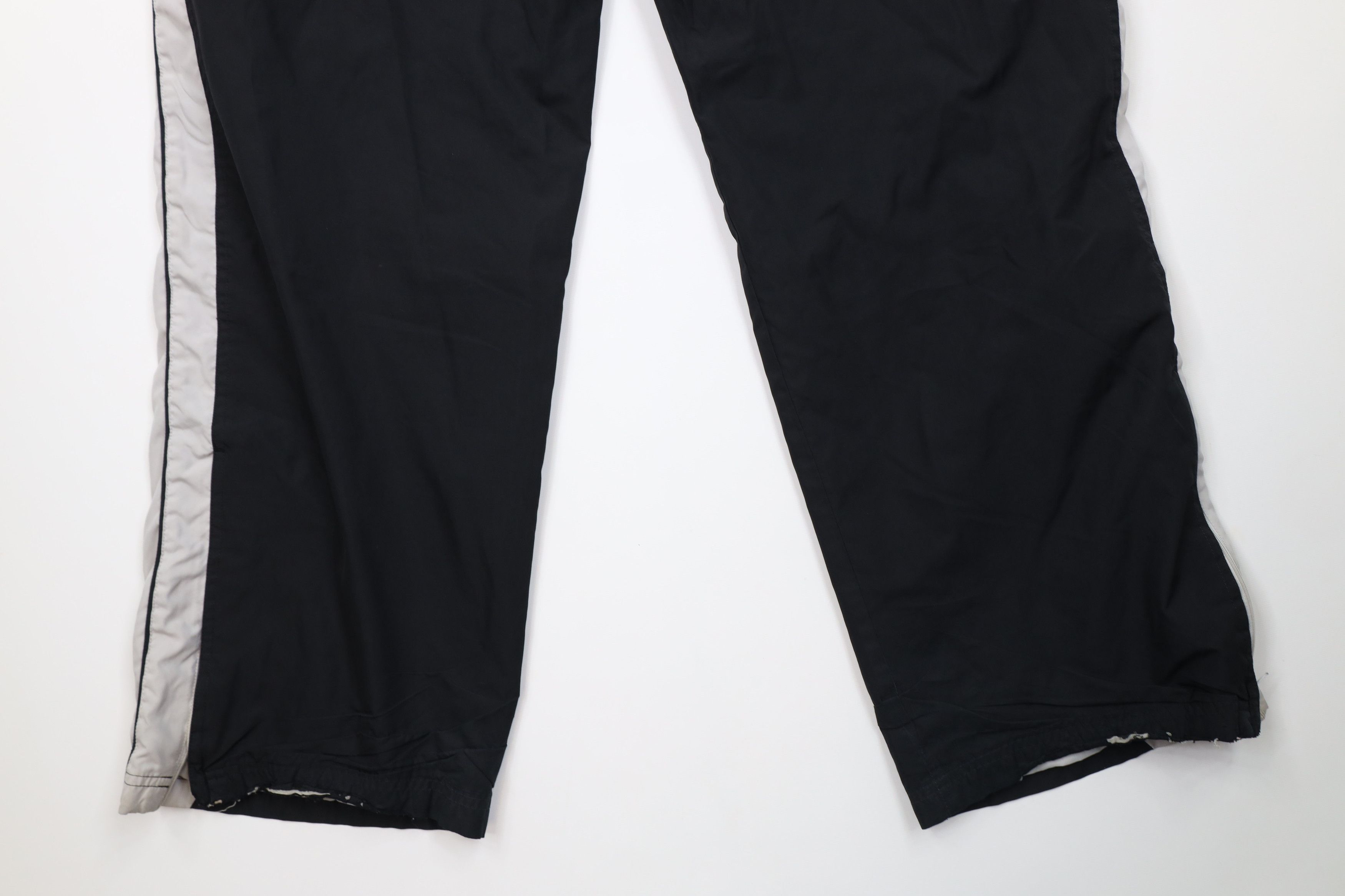 Reebok Vintage Reebok Block Lined Wide Leg Windbreaker Pants Black Size US 38 / EU 54 - 14 Thumbnail