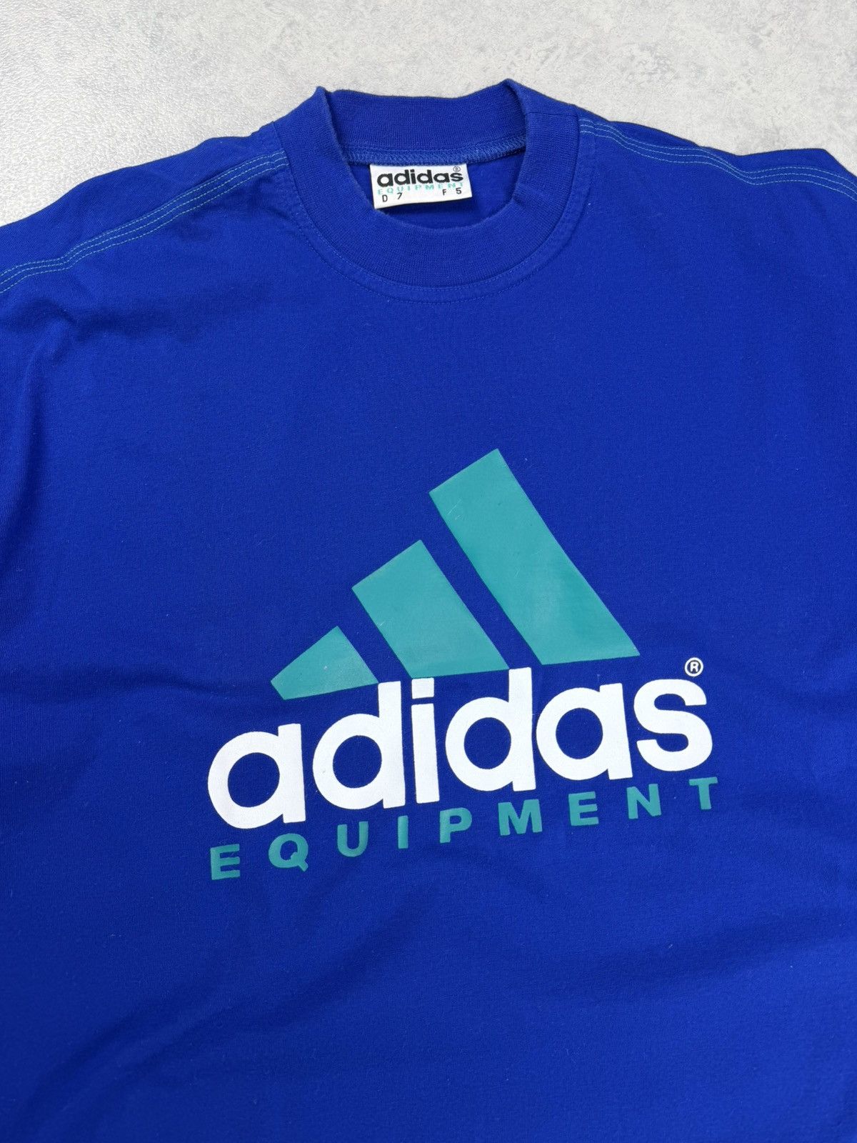 Adidas Vintage Adidas Equipment Big Logo Tee Blue Size US L / EU 52-54 / 3 - 3 Thumbnail