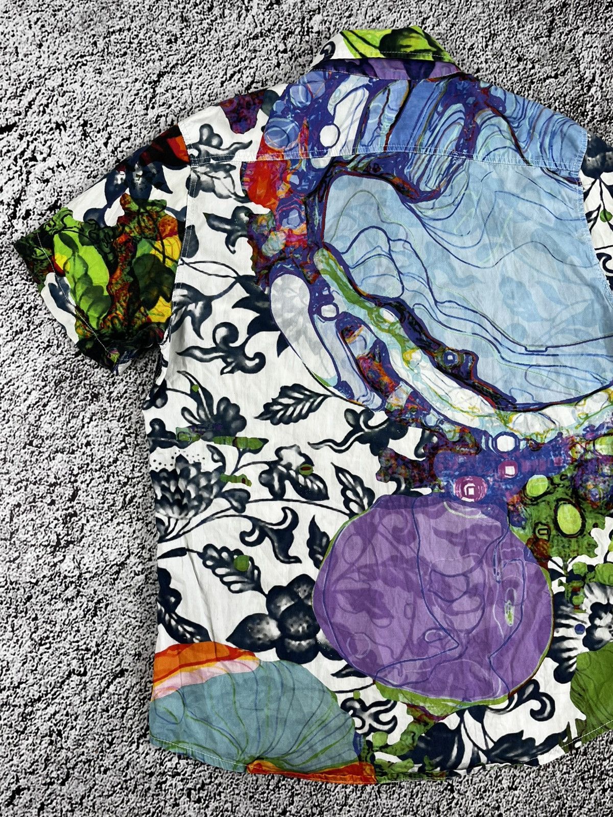 Vintage Vintage Y2K Desigual all over abstract shirt streetwear M Size US M / EU 48-50 / 2 - 7 Thumbnail
