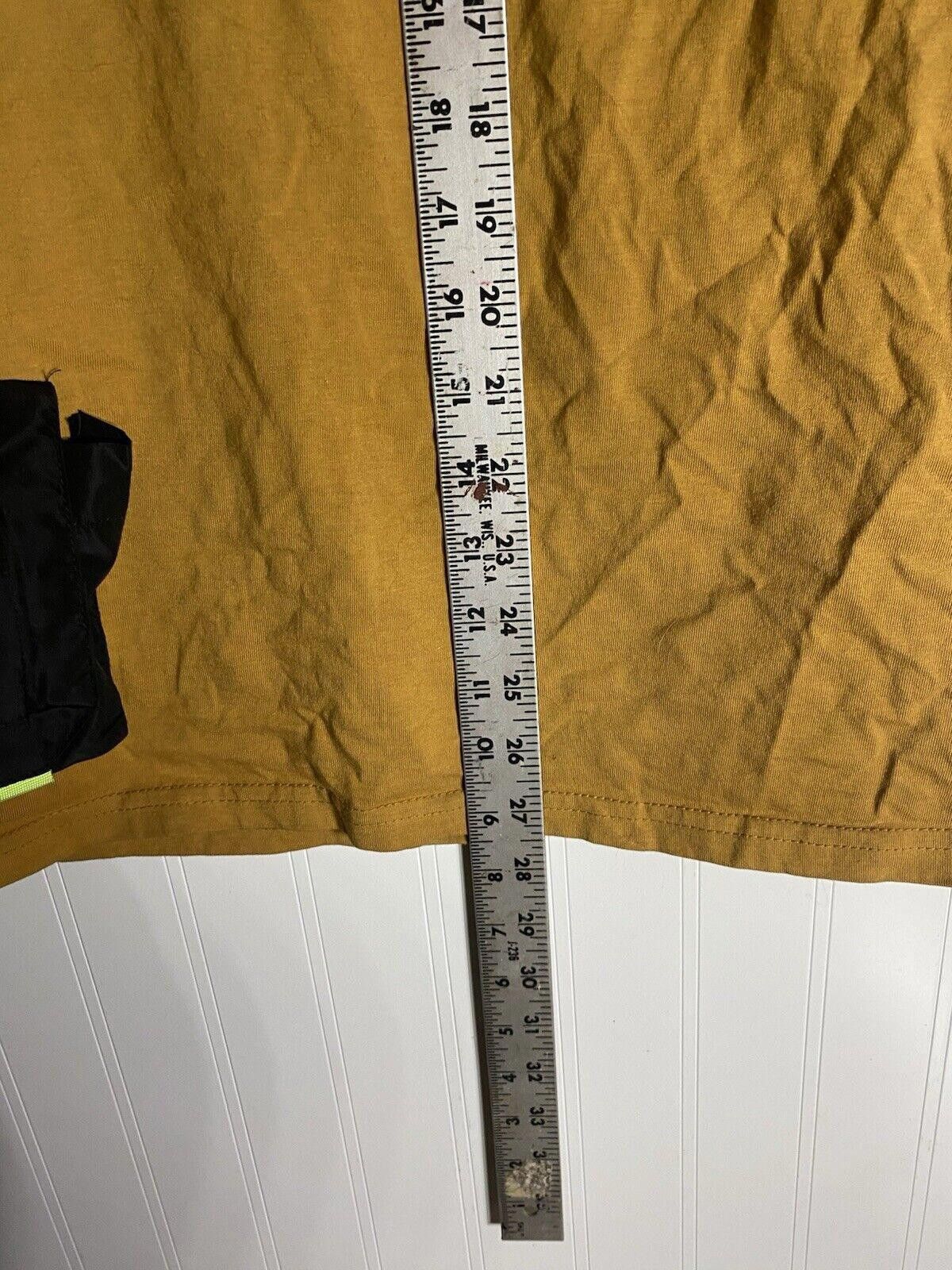 Taylor Stitch Switch Remarkable T-Shirt Mens Large Buckle Straps Pockets Size US L / EU 52-54 / 3 - 4 Thumbnail