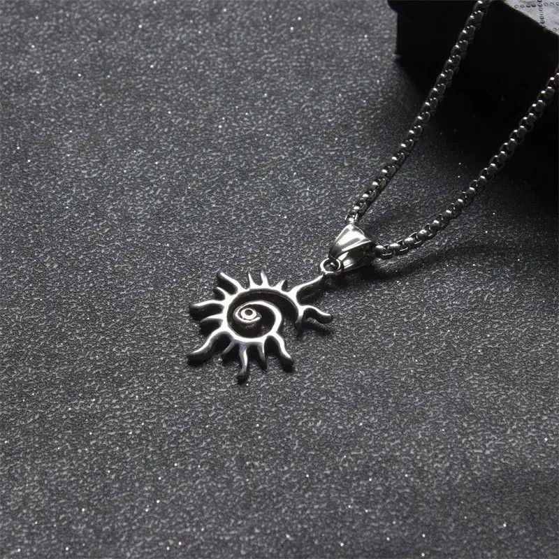 Jewelry Sun Pendant Necklace Size ONE SIZE - 5 Thumbnail