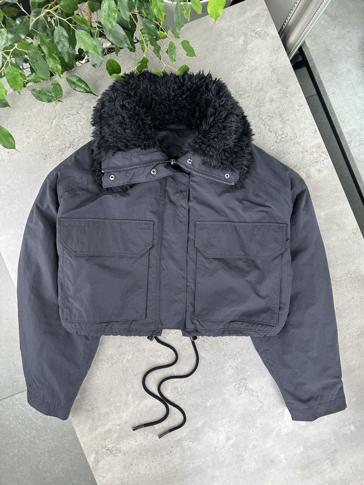 Japanese Brand & Other Stories Cropped Jacket With Big Pockets Size XS / US 0-2 / IT 36-38 - 1 Thumbnail