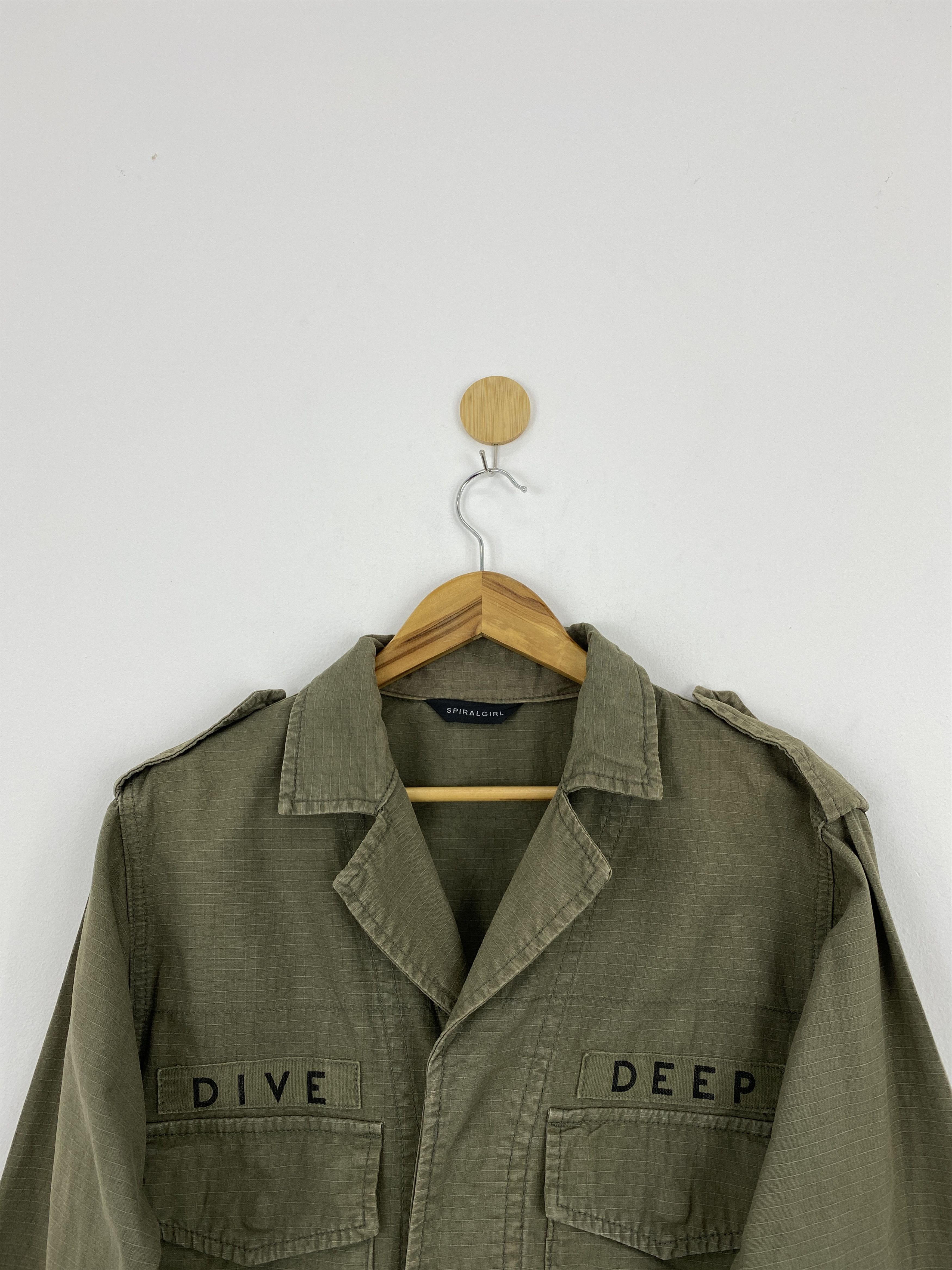 Vintage Vintage Military Multi Pocket Denim Jacket J1742 Size US M / EU 48-50 / 2 - 5 Thumbnail