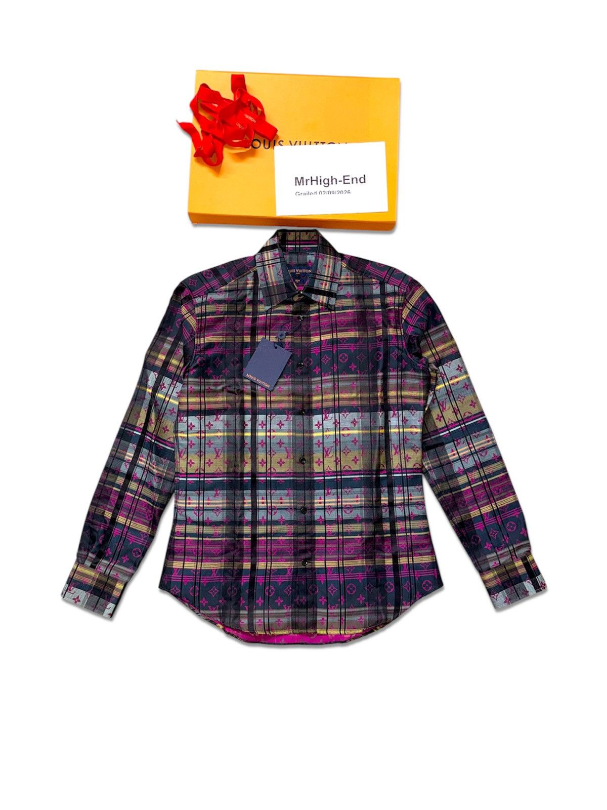 Louis Vuitton LOUIS VUITTON M Long Sleeves Silk Dress Shirt Check Plaid Size US M / EU 48-50 / 2 - 1 Thumbnail