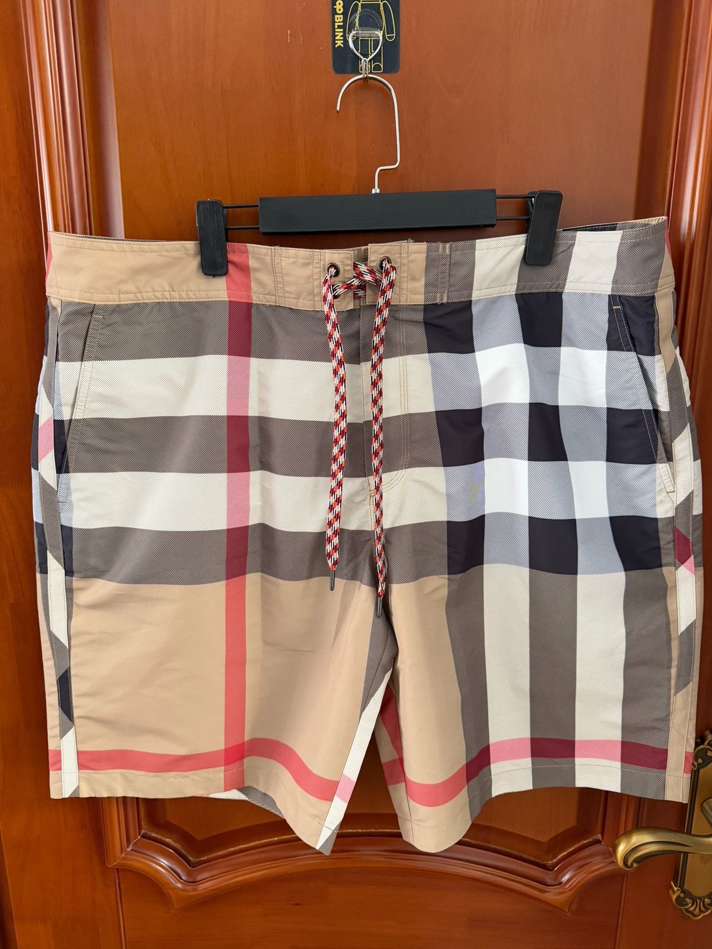 Burberry Burberry Check Mesh Lined Swim Shorts US 40 Size US 40 / EU 56 - 1 Thumbnail