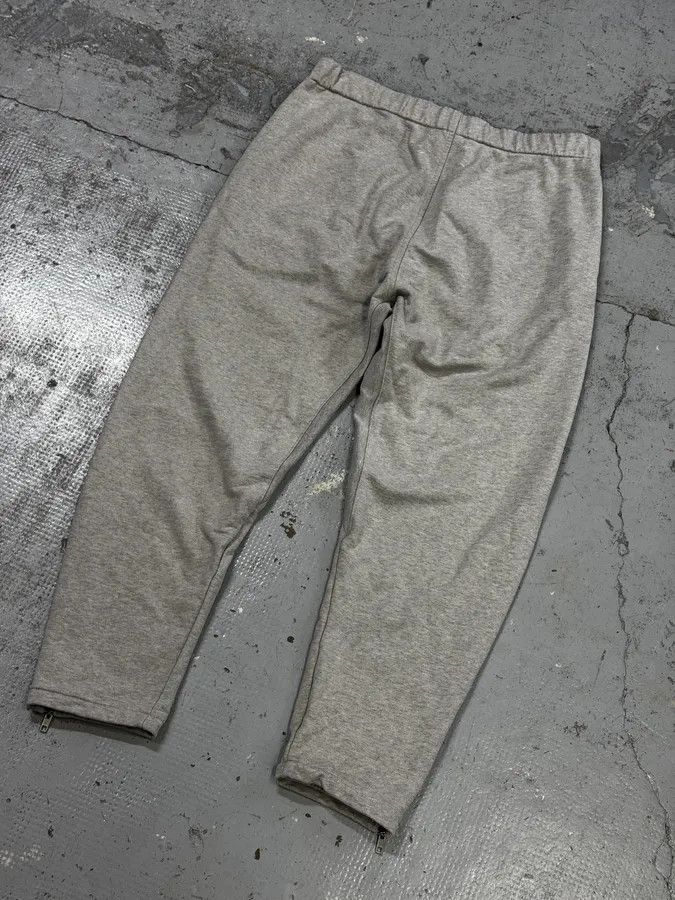Maison Margiela AW2021 Maison Margiela Grey Zip Jogger Pants Size US 32 / EU 48 - 7 Thumbnail