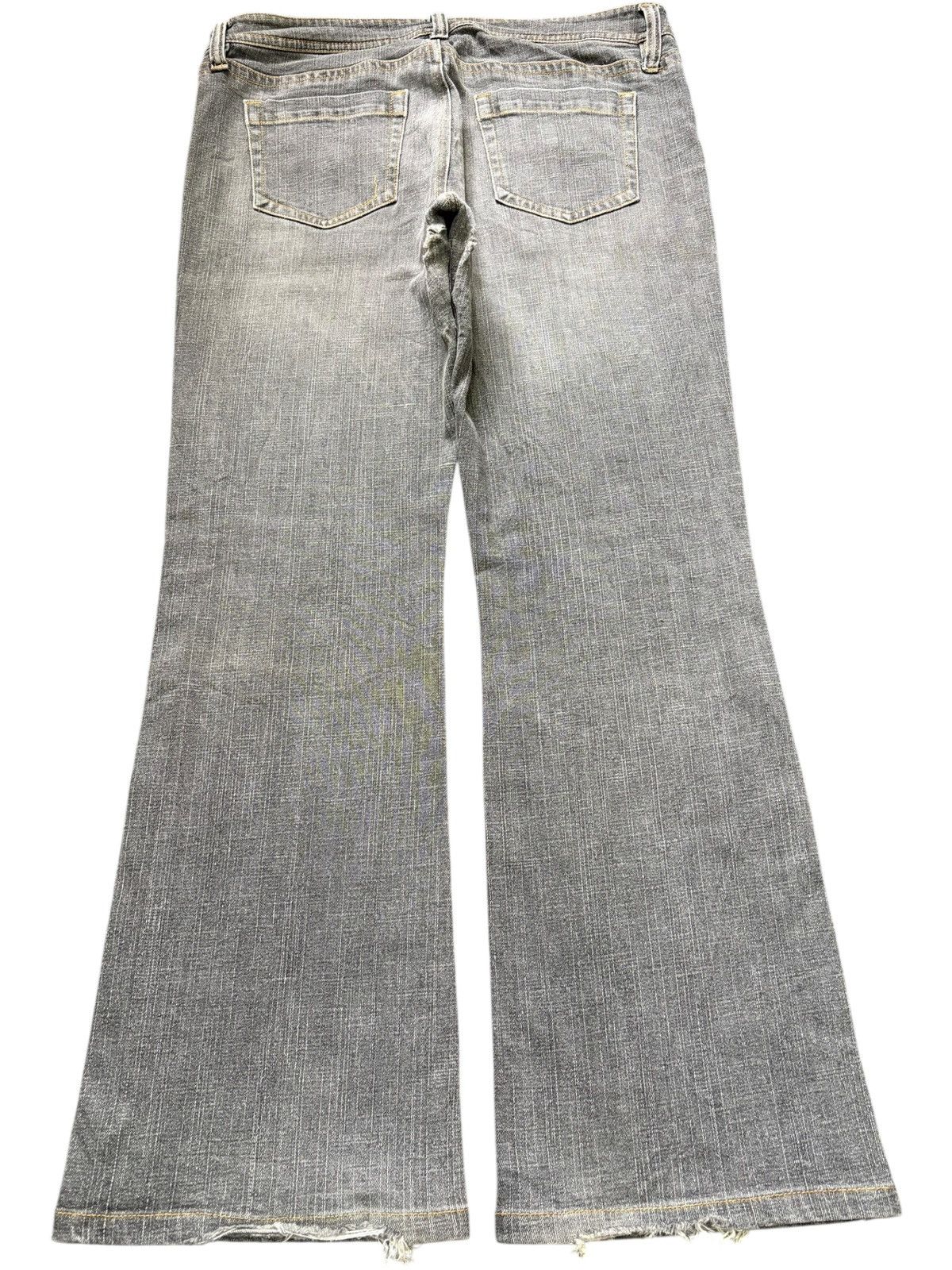 Diesel Vintage Japanese Brand Faded Wash Distress Flare Jeans Size 32" / US 10 / IT 46 - 2 Thumbnail