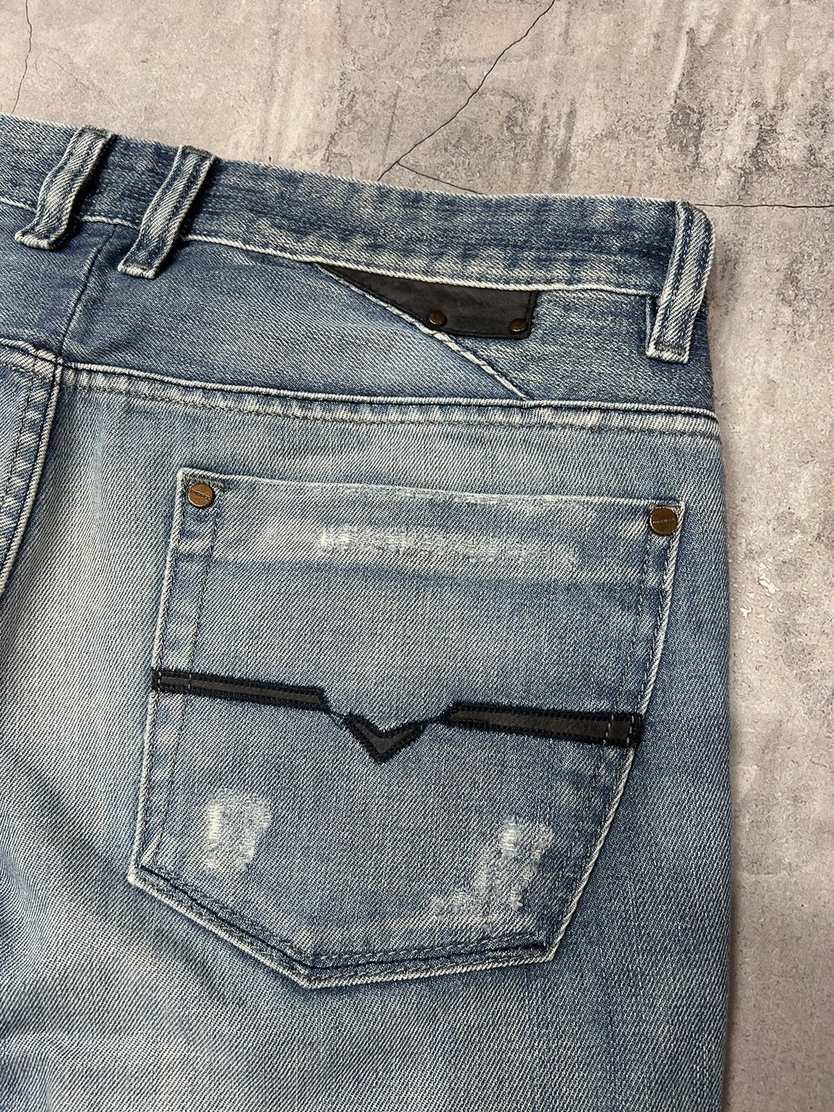 Diesel × Diesel Black Gold × Japanese Brand Vintage Diesel Industry Faded Denim Jeans Pants rare Size US 34 / EU 50 - 9 Thumbnail