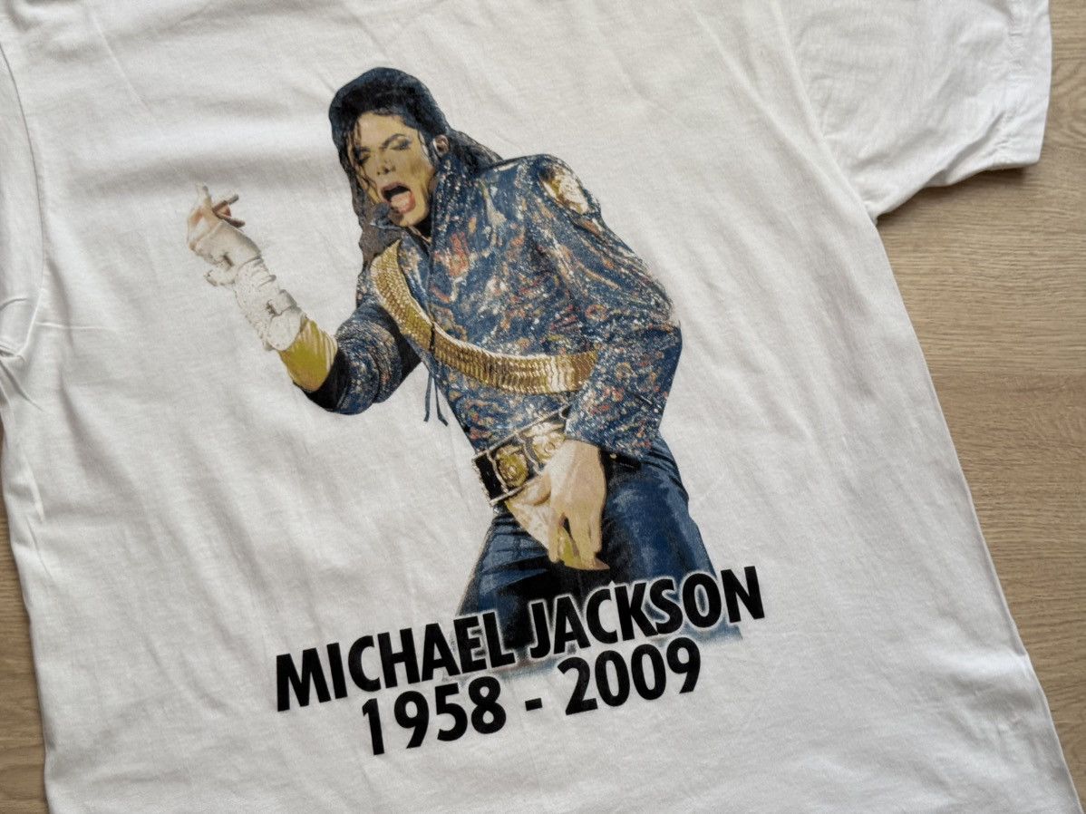 Michael Jackson Vintage Michael Jackson 1958-2009 Pop Iconic Singer T-Shirt Size US M / EU 48-50 / 2 - 2 Thumbnail