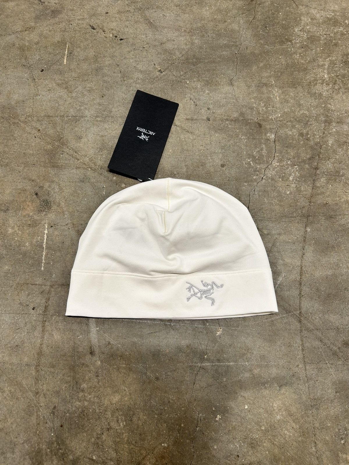 Arc'teryx Arc'teryx White Rho Toque Skull Cap Logo Beanie S