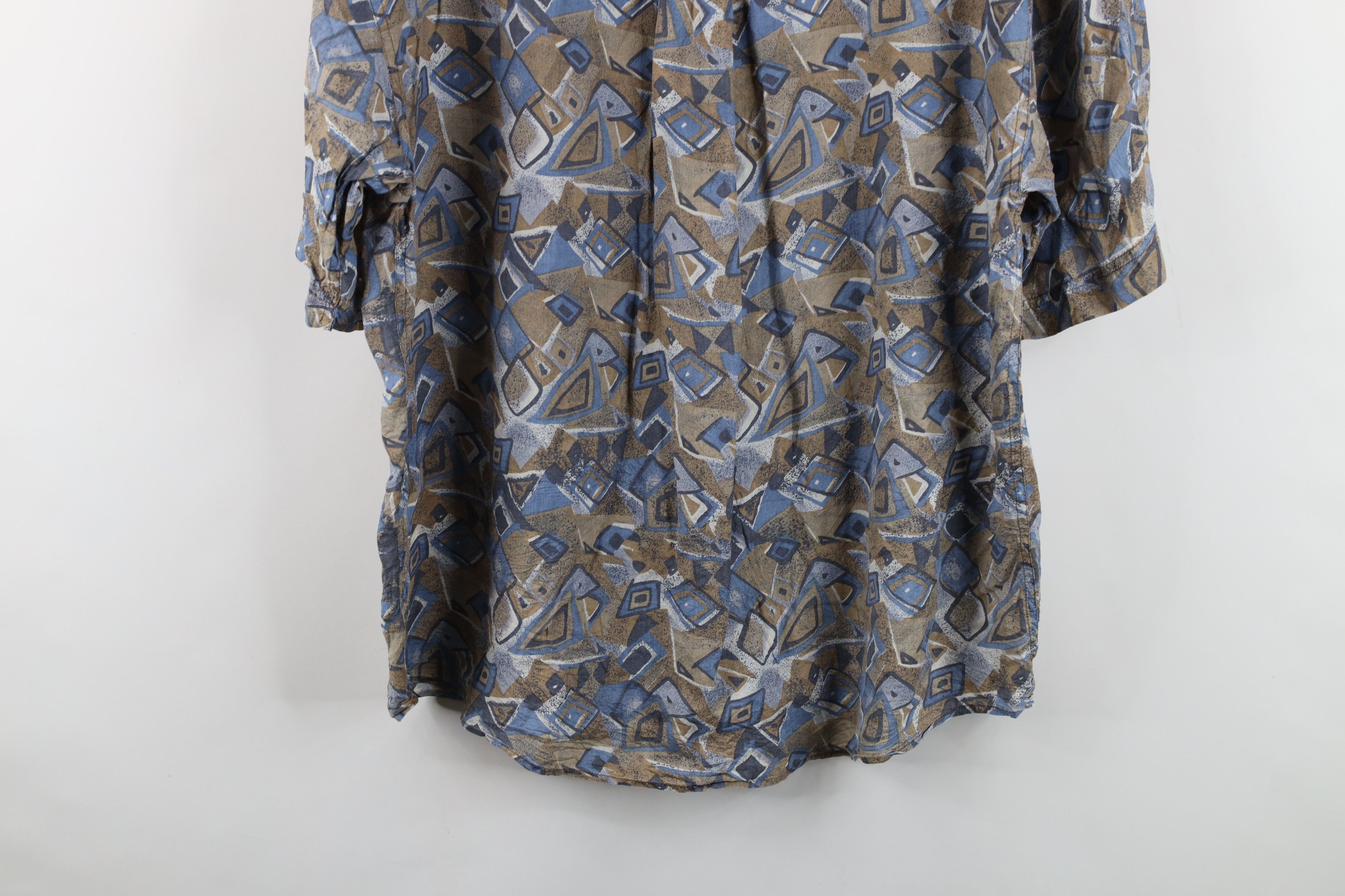 Vintage Vintage 90s Streetwear Silk Geometric Baggy Button Shirt Size US L / EU 52-54 / 3 - 11 Thumbnail